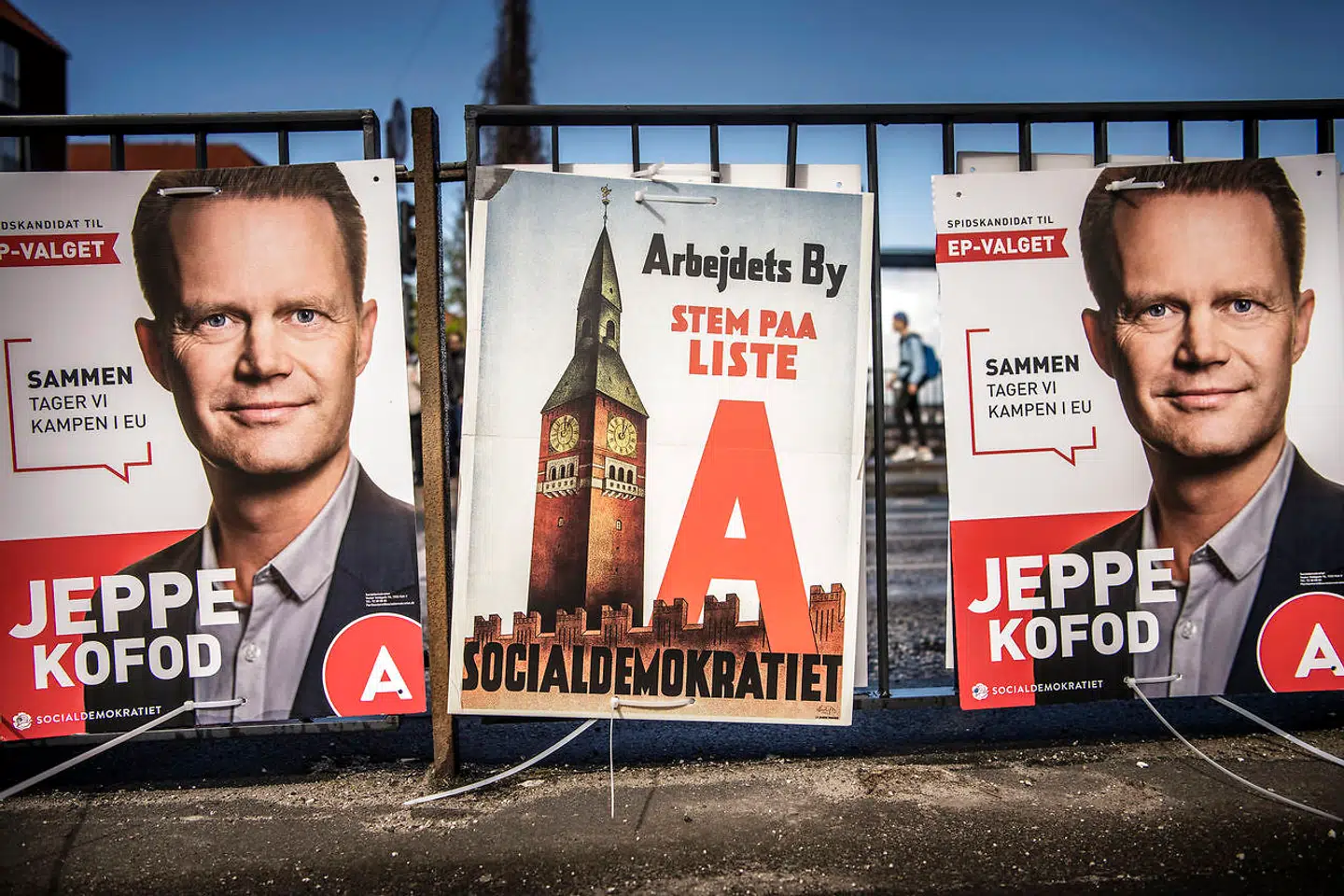 Valgplakater ved Valby Station fra Socialdemokratiet inden Europa-Parlamentsvalget 26. maj 2019.