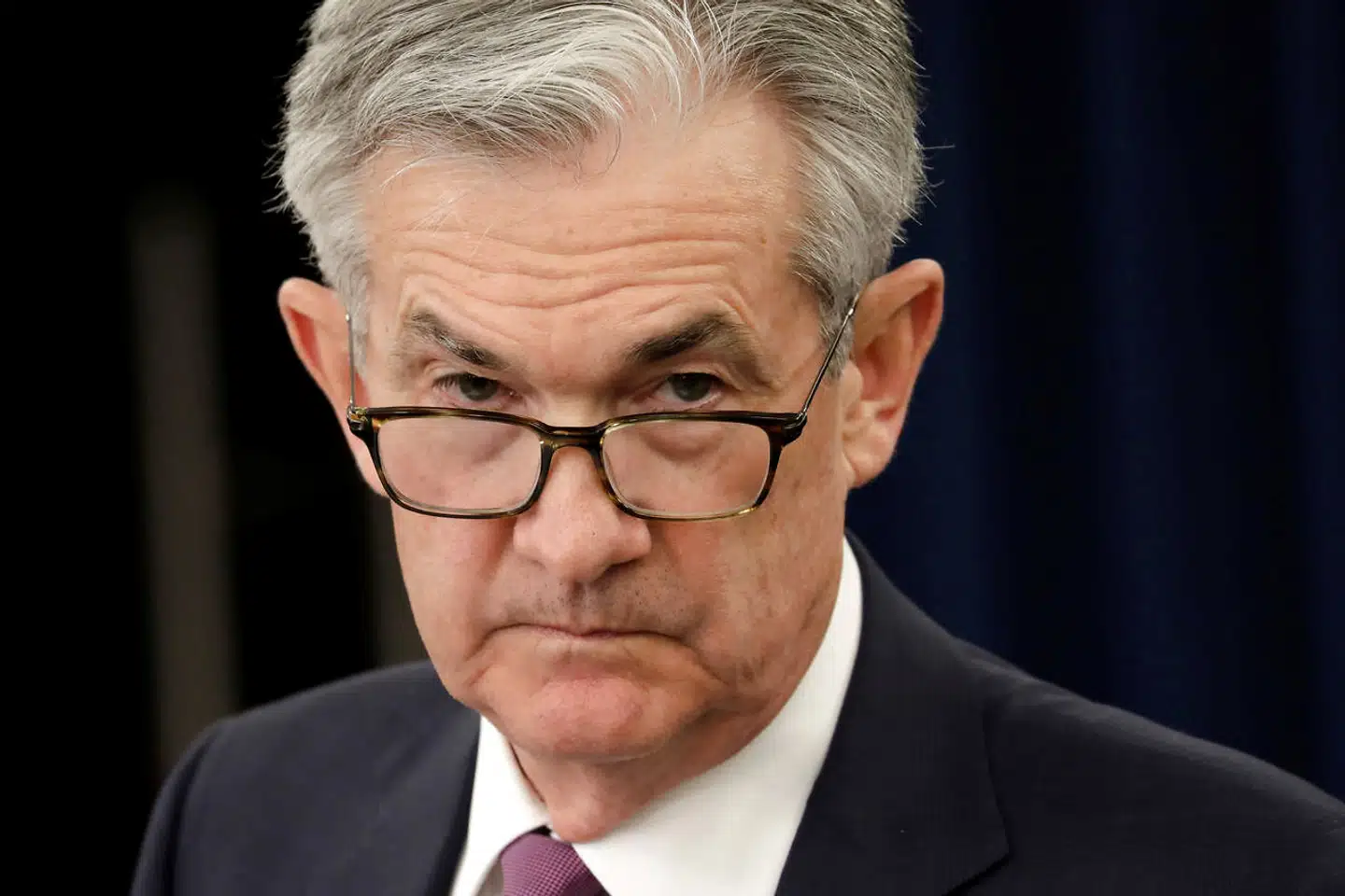 Formand for Den Amerikanske Centralbank, Jerome Powell, understregede på et pressemøde onsdag, at banken ikke hælder mod hverken en renteforhøjelse eller sænkning, men i stedet fastholder sin nuværende kurs. Dermed fik præsident Donald Trump ikke sin vilje.