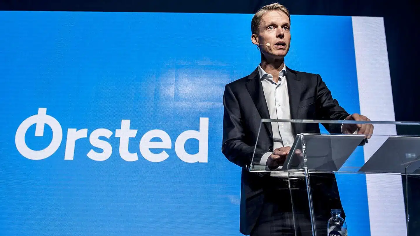 (ARKIV) Administrerende direktør Henrik Poulsen afslører selskabets navneskift fra DONG til Ørsted på et pressemøde i hovedkvarteret i Gentofte i oktober 2017. (Foto: Mads Claus Rasmussen/Scanpix 2018)