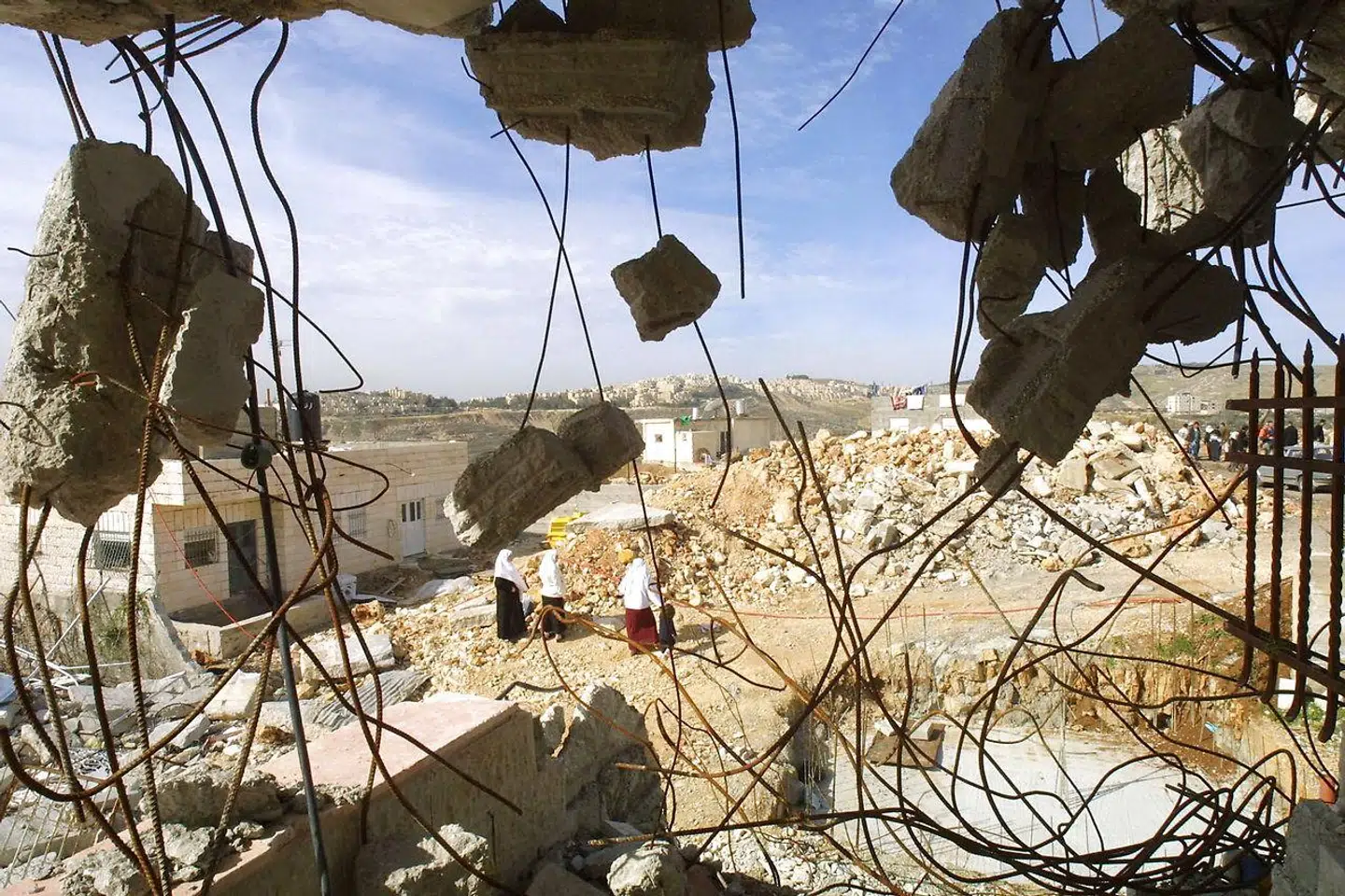 »Ikke et ord om en retfærdig løsning for Israel,« skriver Ole Groth-Andersen ovenpå tidligere udenrigsministres udtalelse om en retfærdig løsning for Palæstina.