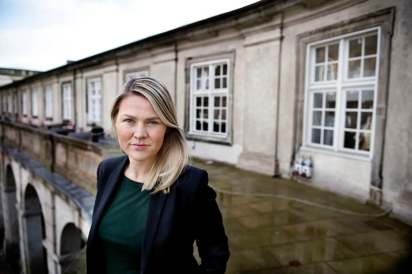 (ARKIV) Folketingsmedlem Laura Lindahl (LA) på Christiansborg 29. november 2017. Man skal kunne bestå en danskprøve for at kunne avancere til 1. klasse, foreslår LA. Det skriver Ritzau, søndag den 31. december 2017.. (Foto: Liselotte Sabroe/Scanpix 2017)