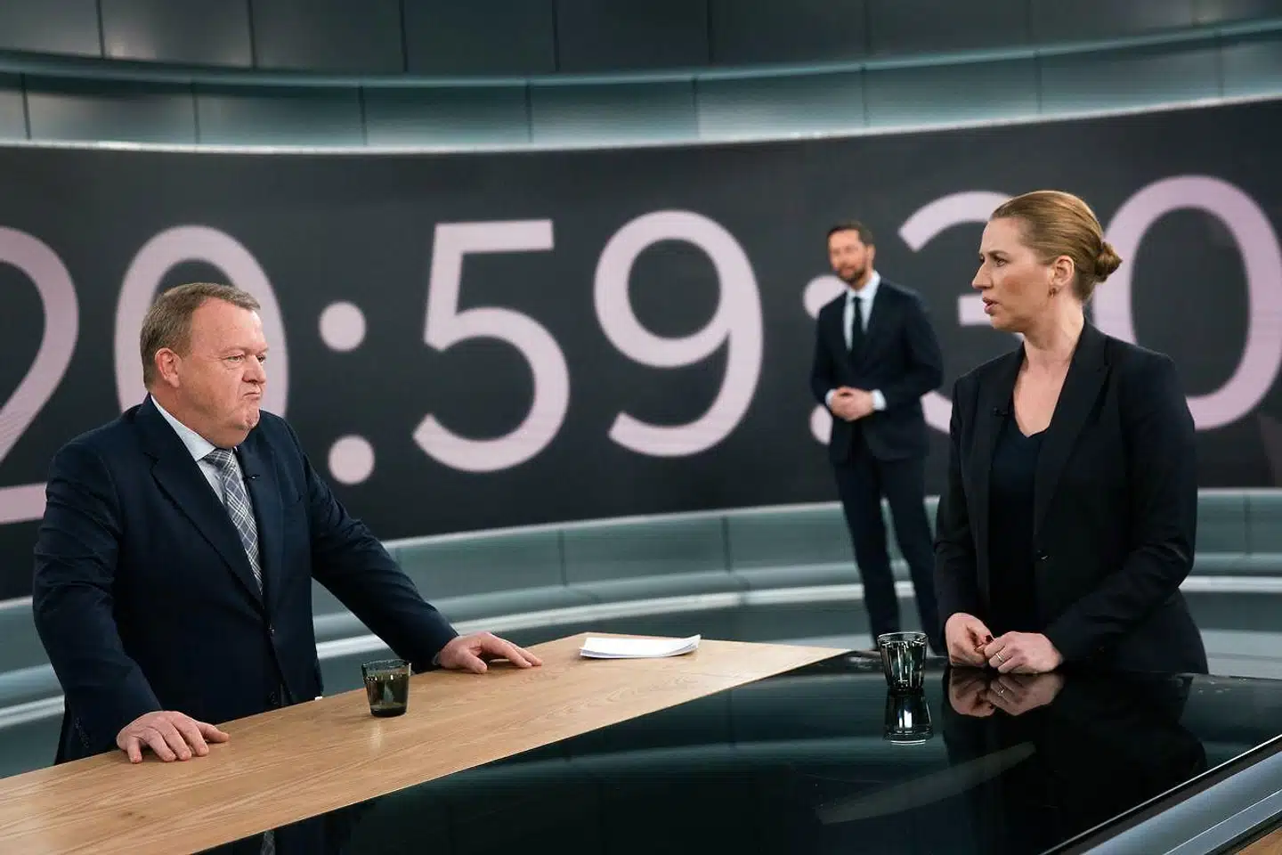 »Jeg og mange andre, jeg har mødt, savner autencitet, ærlighed og higer efter politikere, der siger deres mening og ved, hvad de kæmper for. Det er bl.a. derfor, jeg begyndte at blande mig i samfundsdebatten og gik ind i politik.«