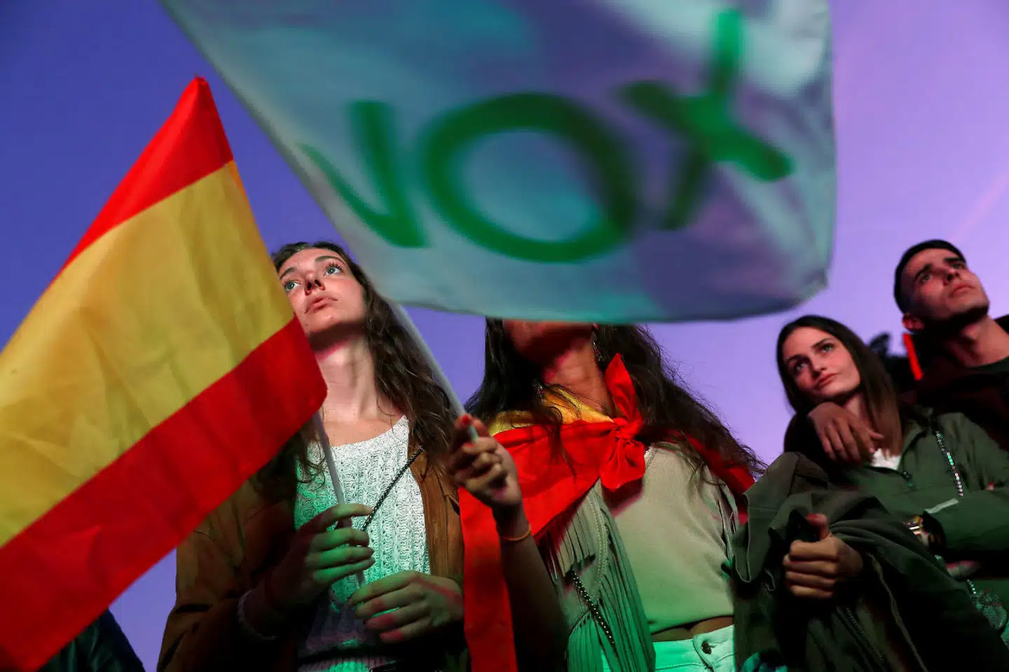 Valgaftenen var bittersød for Vox' ledere og sympatisører. De stormede ganske vist ind i parlamentet med 24 mandater, men det forventede »paradigmeskift« i spansk politik udeblev. Foto: Susana Vera/Reuters/Ritzau Scanpix