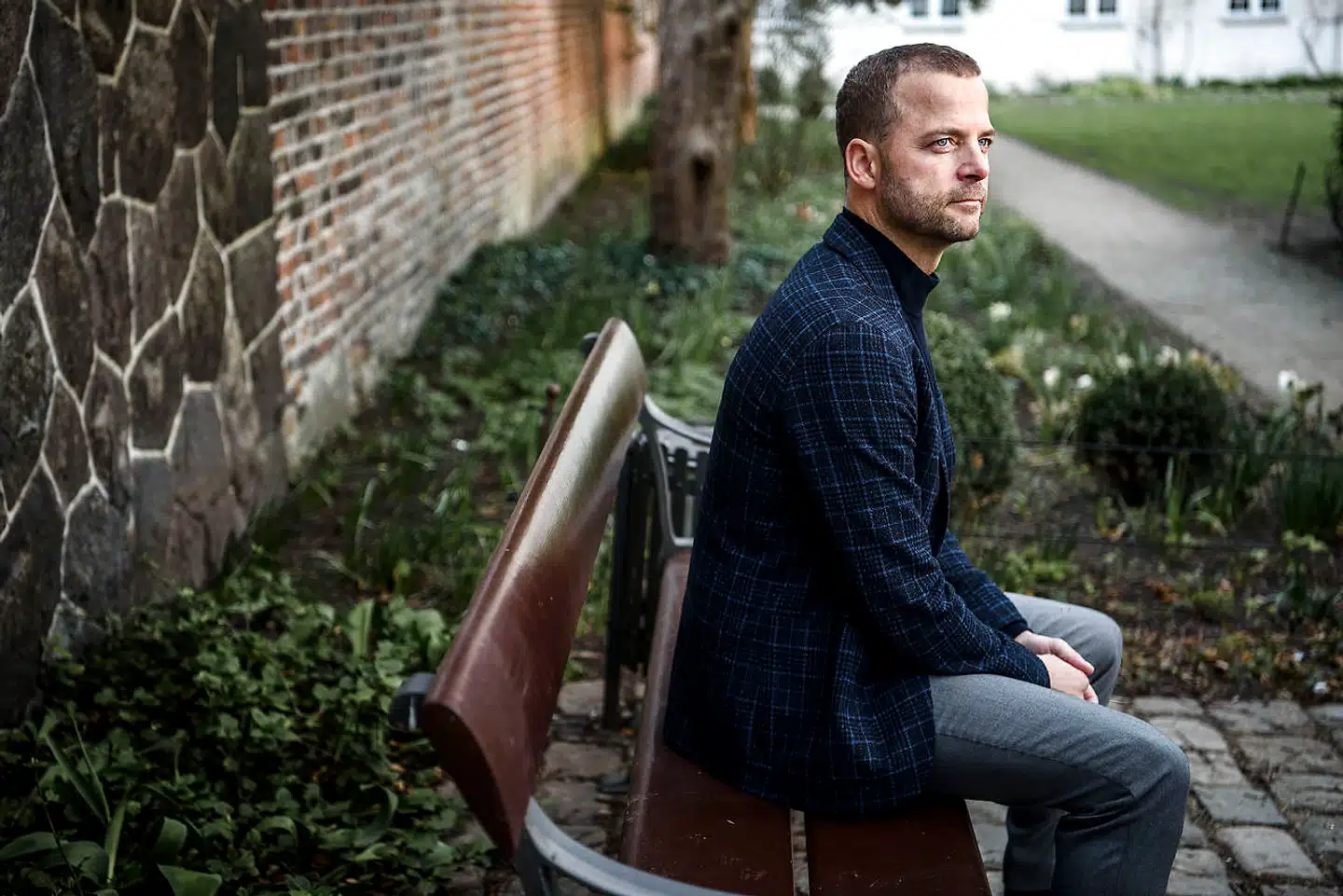 »Men han står et udfordret sted, fordi der er en bagkant ved størrelsen på det publikum, han taler til. Men måske er det nok til at give ham de mandater, han har brug for. Omvendt er der også den risiko, at det ikke er nok,« siger Henrik Kjerrumgaard, der er tidligere særlig rådgiver for Margrethe Vestager.