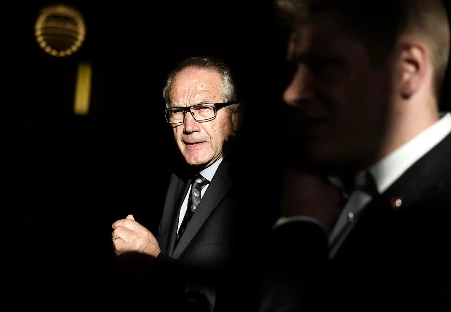 »Det er godt, at man tager hensyn til, at folkestyret kan rumme unge mennesker og børnefamilier. Men det har også en bagside,« siger Leif Mikkelsen, som forlader Folketinget i forbindelse med valget.