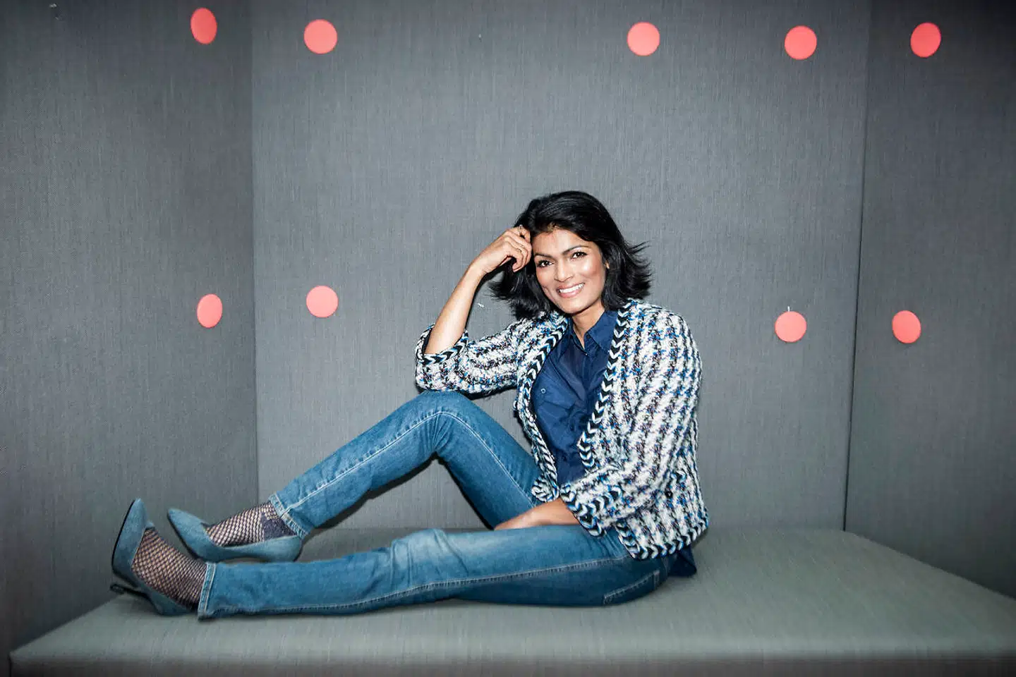 Selvom man ikke skulle tro det med det job, hun har, er Ulla Essendrop meget genert. Derfor holder hun af den fast afgrænsede ramme i TV-studiet, »hvor jeg 100 procent ved, hvad der forventes af mig, og hvordan jeg skal navigere.«