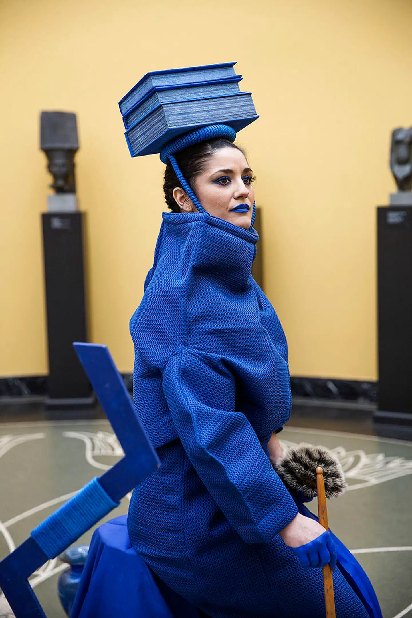 Gilgameshs mor, Ninsumun (Sara Emilie Anker-Møller) i Hotel Pro Formas forestilling, Foto: Ditte Valente