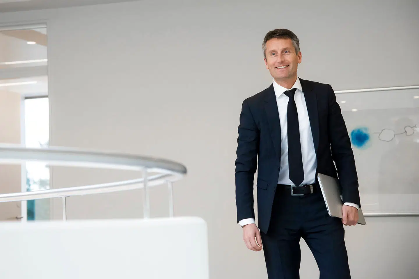 Jakob Haldor Topsøe fik sin første officielle post i Haldor Topsøe i 2008, men allerede i 2001 fik han af sin farfar, Haldor Topsøe, en observatørpost i Topsøe-bestyrelsen, fordi han blev ved med at stille spørgsmål om forretningen.