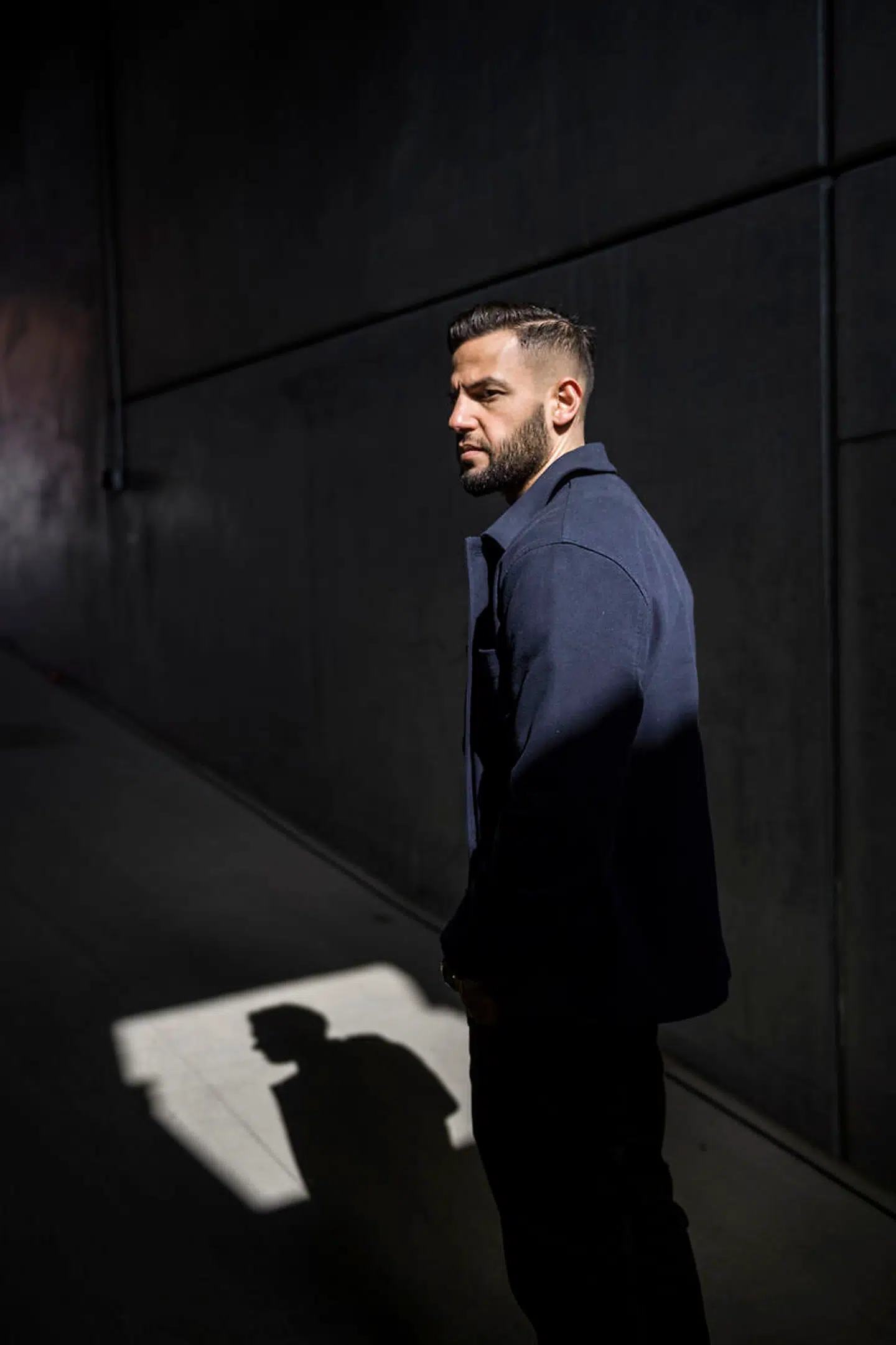 Ahrendtsen må jo have sine meninger - også om det rent kunstneriske,« siger filminstruktøren Ulaa Salim, der er aktuel med »Danmarks Sønner«.