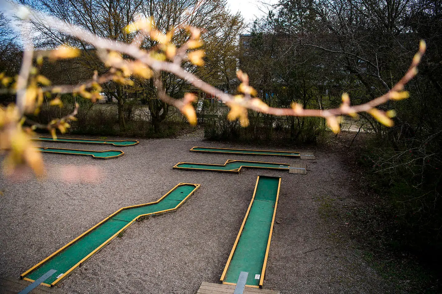 I dag rummer Remiseparken både en minigolfbane og et soppebassin, der sjældent er i brug.