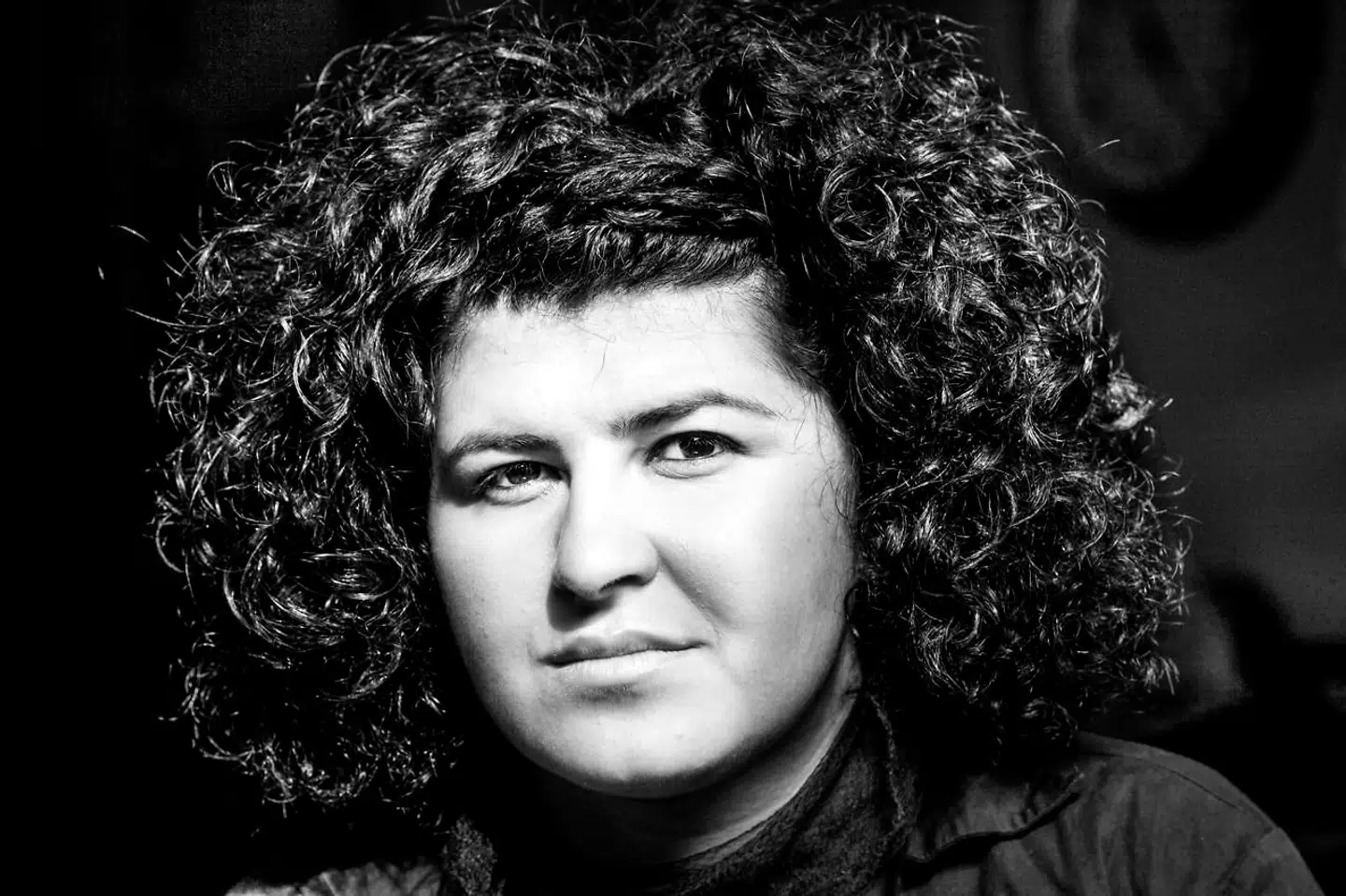 Delingen af en drabsvideo har indbragt islamkritikeren Jaleh Tavakoli opmærksomhed fra Socialtilsynet.