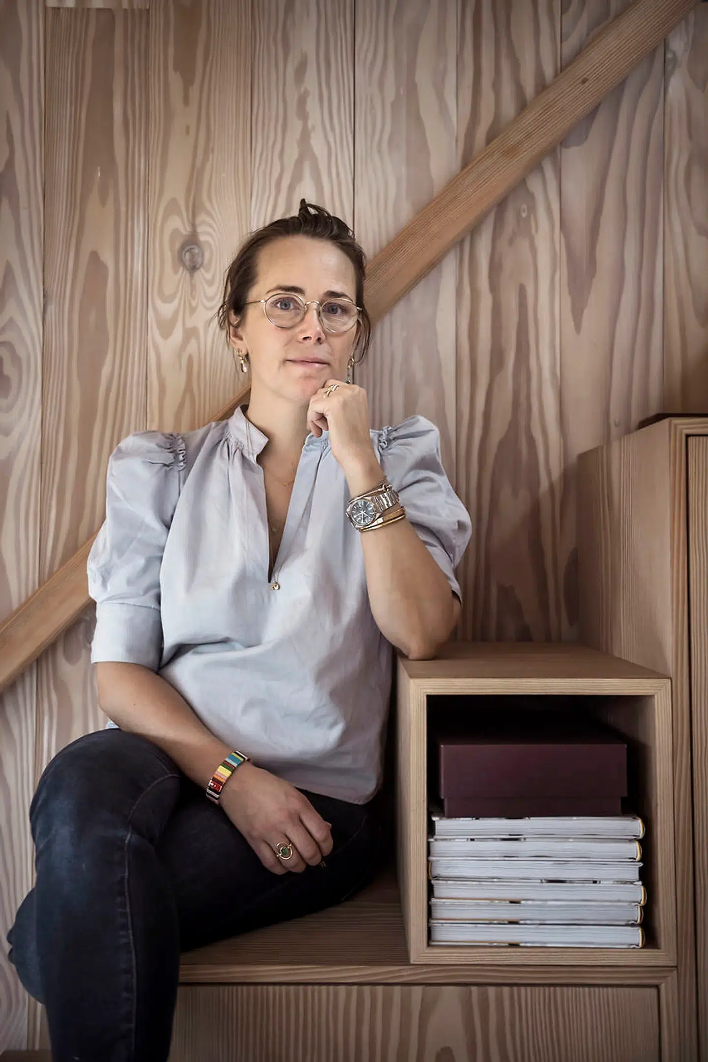 Ditte Isager har arbejdet for kunder i hele verden. Den danske ro, som hendes kunder elsker hende for, tanker hun op på i hjemmet i Brønshøj.