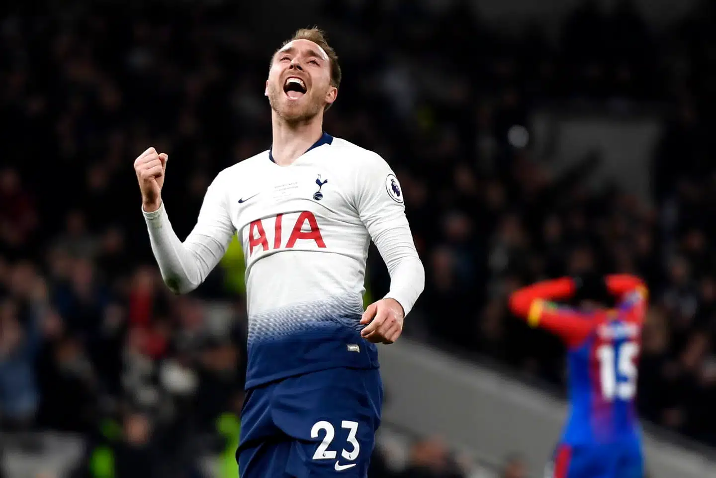 Den engelske fodboldklub Tottenham (Hotsprur FC), som blandt andet har den danske midtbanestjerne, Christian Eriksen, på holdet, kan også bryste sig af at have scoret det højeste overskud for en fodboldklub nogensinde.