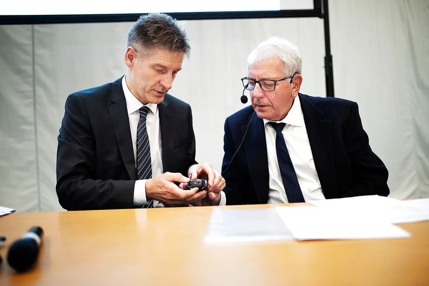 Bankdirektør Ivan Sløk og bestyrelsesformand Poul Fischer.