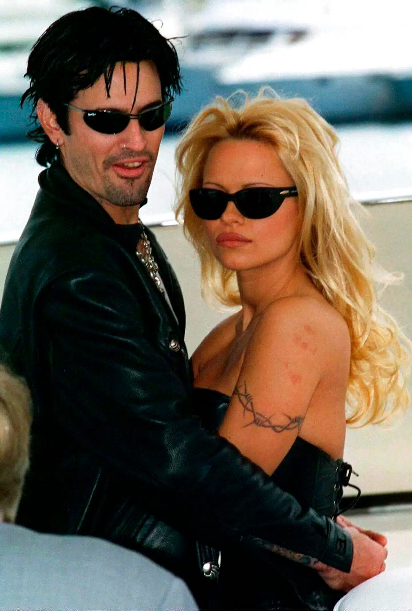 Tilbage i 1995 var Pamela Anderson mest kendt som skuespiller og som bad girl-kæreste med Tommy Lee. Her optræder de samme under filmfestivalen i Cannes i 1995.