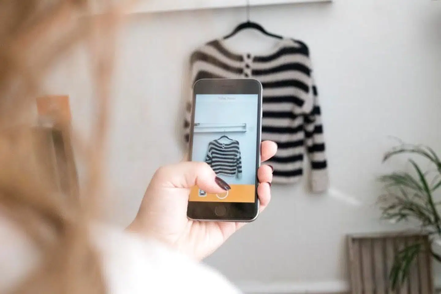 Selskabet fortsætter med Trendsales-navnet, mens appen får Tradonos teknologi.