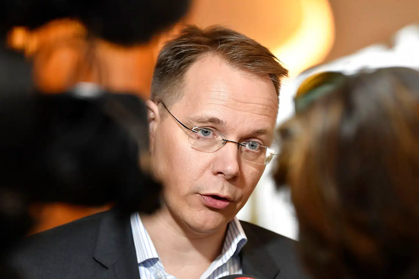 Den svenske sktionærforening, Aktiespararnas adm. direktør Joacim Olsson var en af mange kritikere på torsdagens generalforsamling i Swedbank. Foto:Henrik Montgomery/TT/Ritzau Scanpix