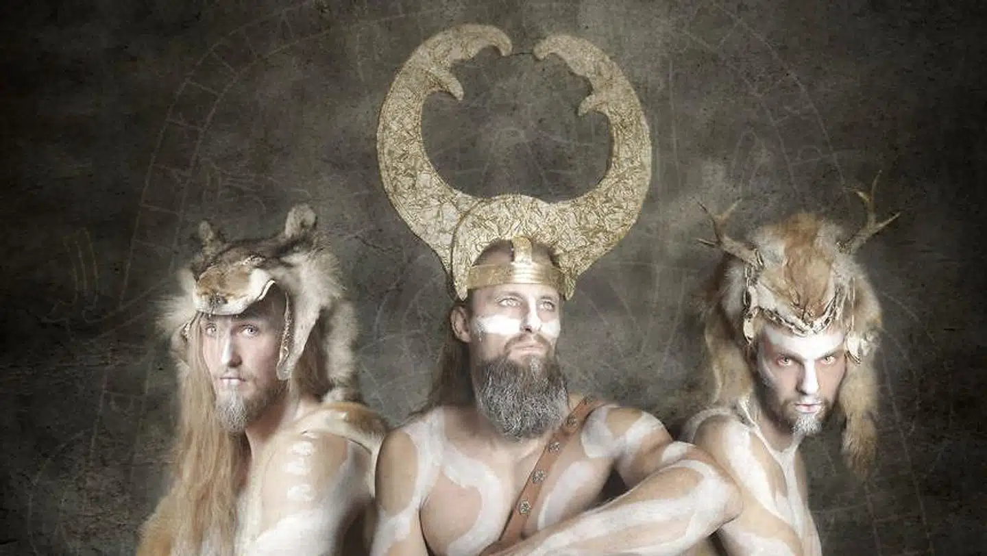 Foto fra Nationalmuseets udstilling om vikinger med fotomontage skabt af Jim Lyngvild.