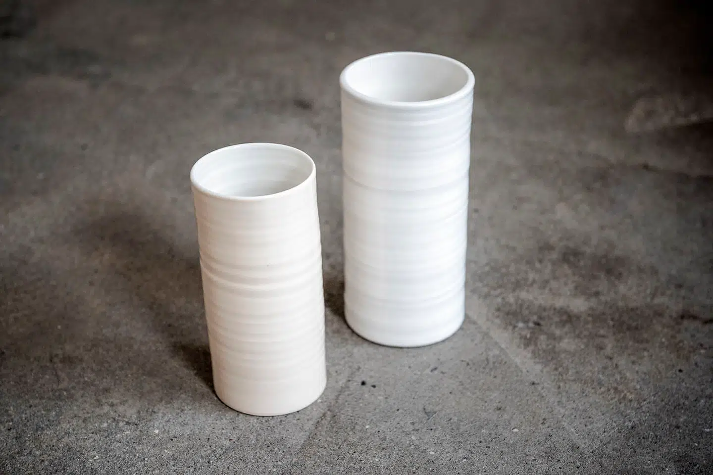 Ronald og Anne Blacks vaser til sammenligning.