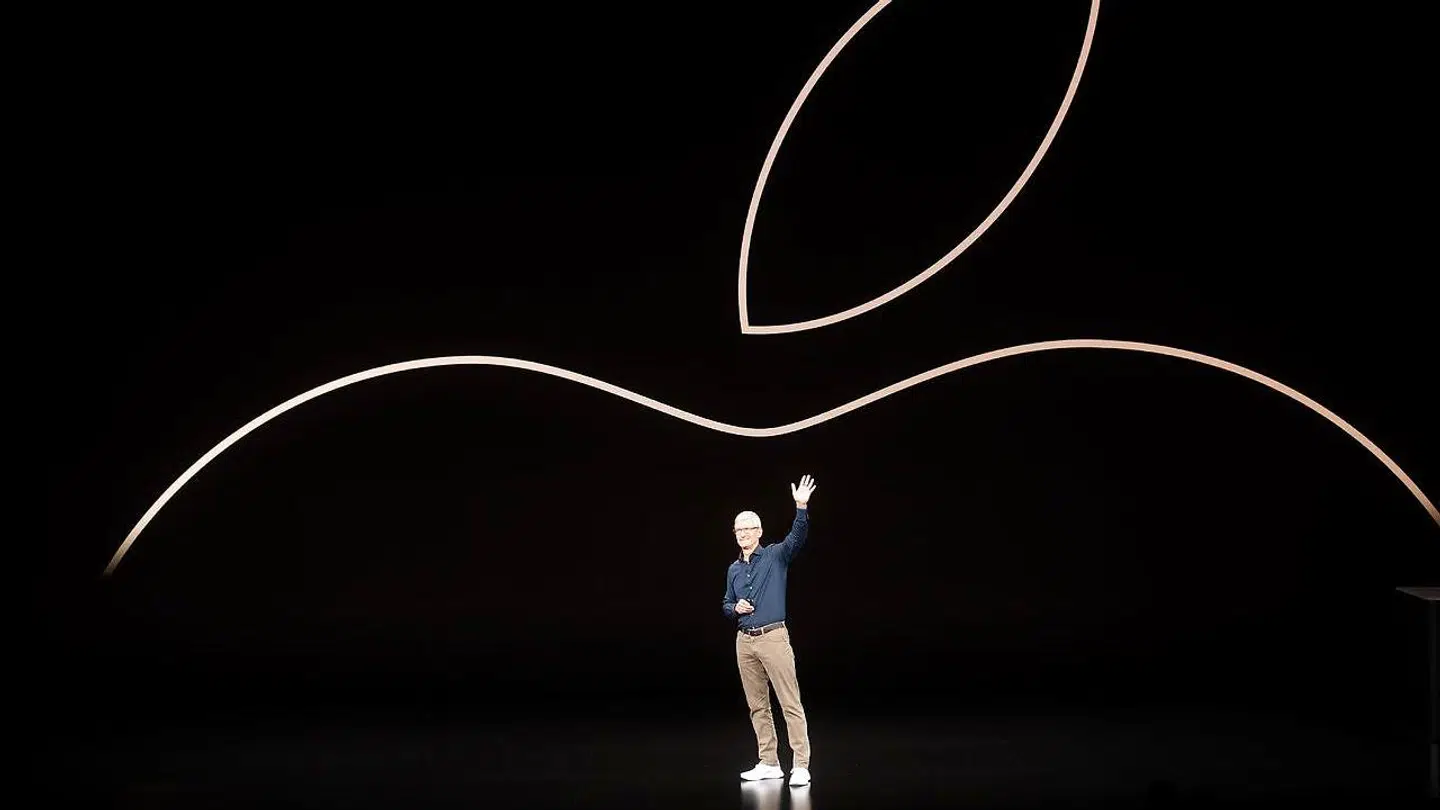 Apple-topchef Tim Cook skal mandag aften udpege Apples nye indtægtskilder, nu hvor iPhone-salget går tilbage. Arkivfoto: Noah Berger/AFP/Ritzau Scanpix