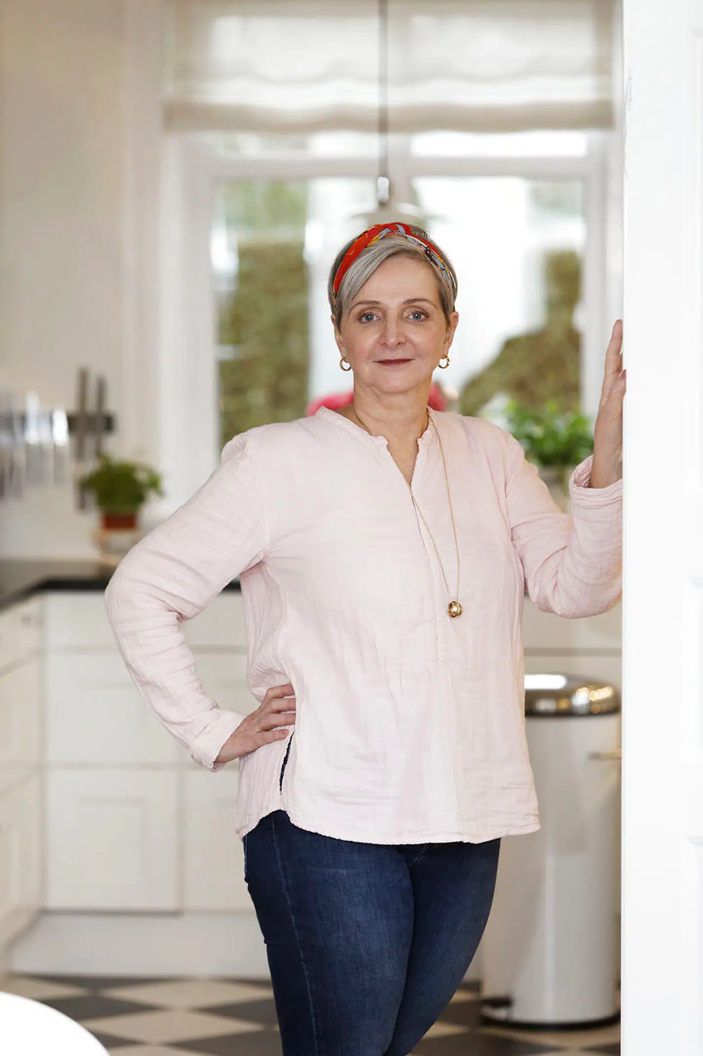 Vivian Birch hæger om arvestykker og andre gamle ting og møbler, hun gennem årene har anskaffet.