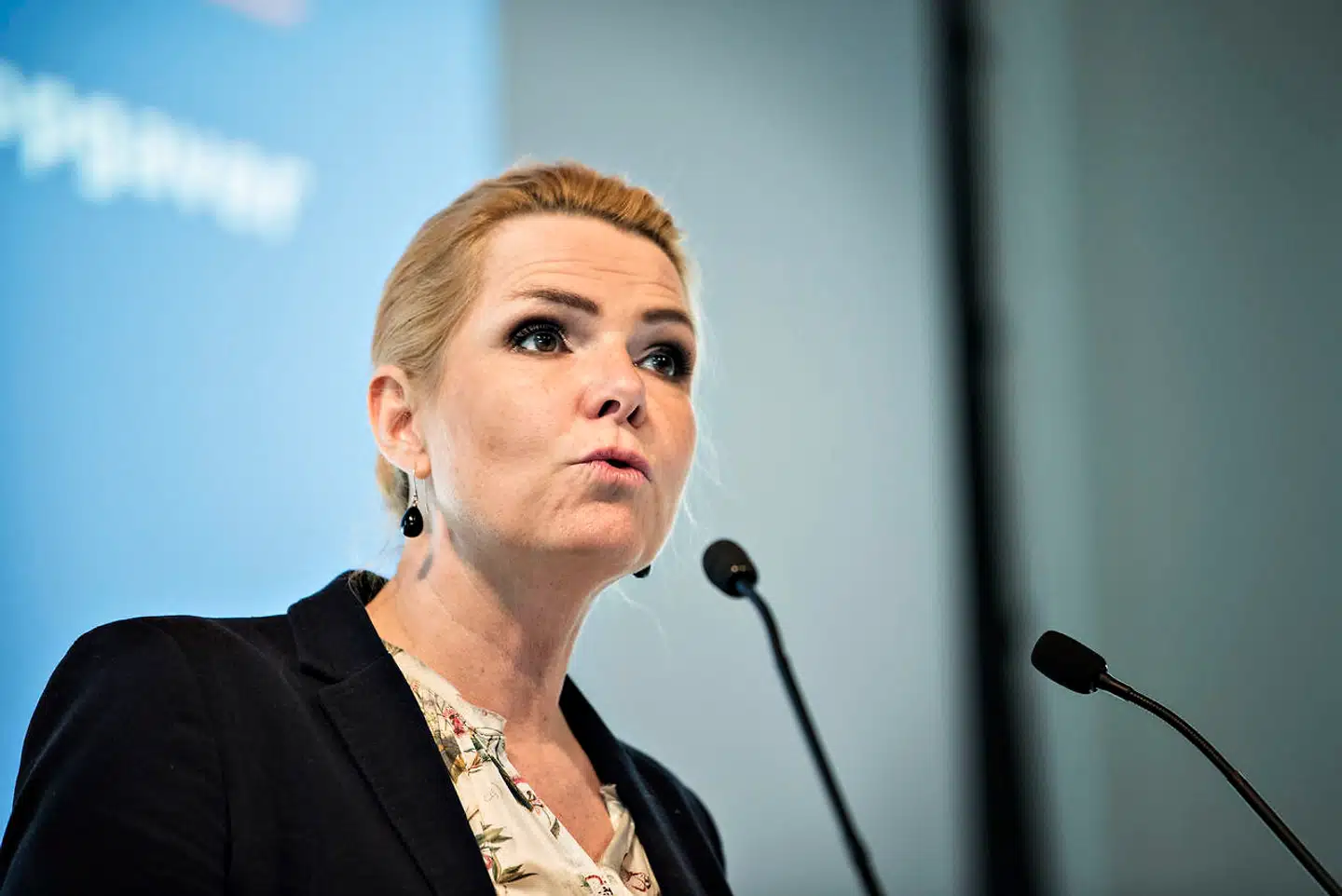 Udlædinge- og integrationsminister Inger Støjberg vil læse indstillingen fra EU-Domstolens generaladvokat med »stor interesse«, når den kommer torsdag. Flere politikere har vurderet, at sagen kan ende med at udgøre »en bombe under den danske udlændingepolitik.«