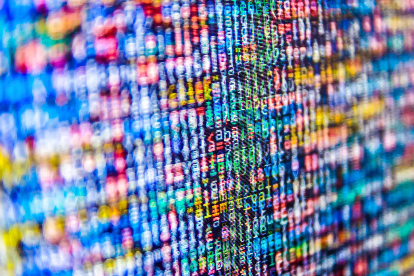 Danmark er førende i Europa med offentlig digitalisering, vi har enorme mængder af data om befolkningen, dygtige forskere og et solidt økosystem, der er værd at bygge videre på. Men skræmmescenarier fra USA og Kina kan nemt forhindre os i at udnytte disse data i samfundets tjeneste.