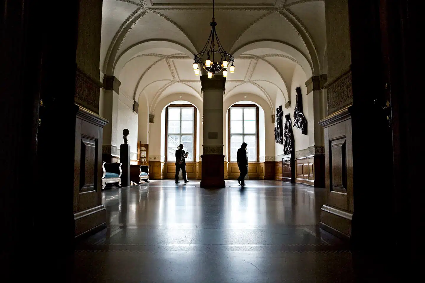 I årevis har reglerne for partistøtte givet anledning til politisk debat. Og en ekspert på området er i hvert fald endnu ikke tilfreds med resultatet.