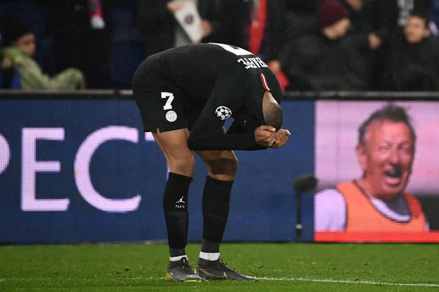 Kylian Mbappe og resten af PSG-mandskabet røg i sidste uge ud af Champions League, efter at holdet tabte på hjemmebane med 1-3 til Manchester United. Franck Fife/Ritzau Scanpix