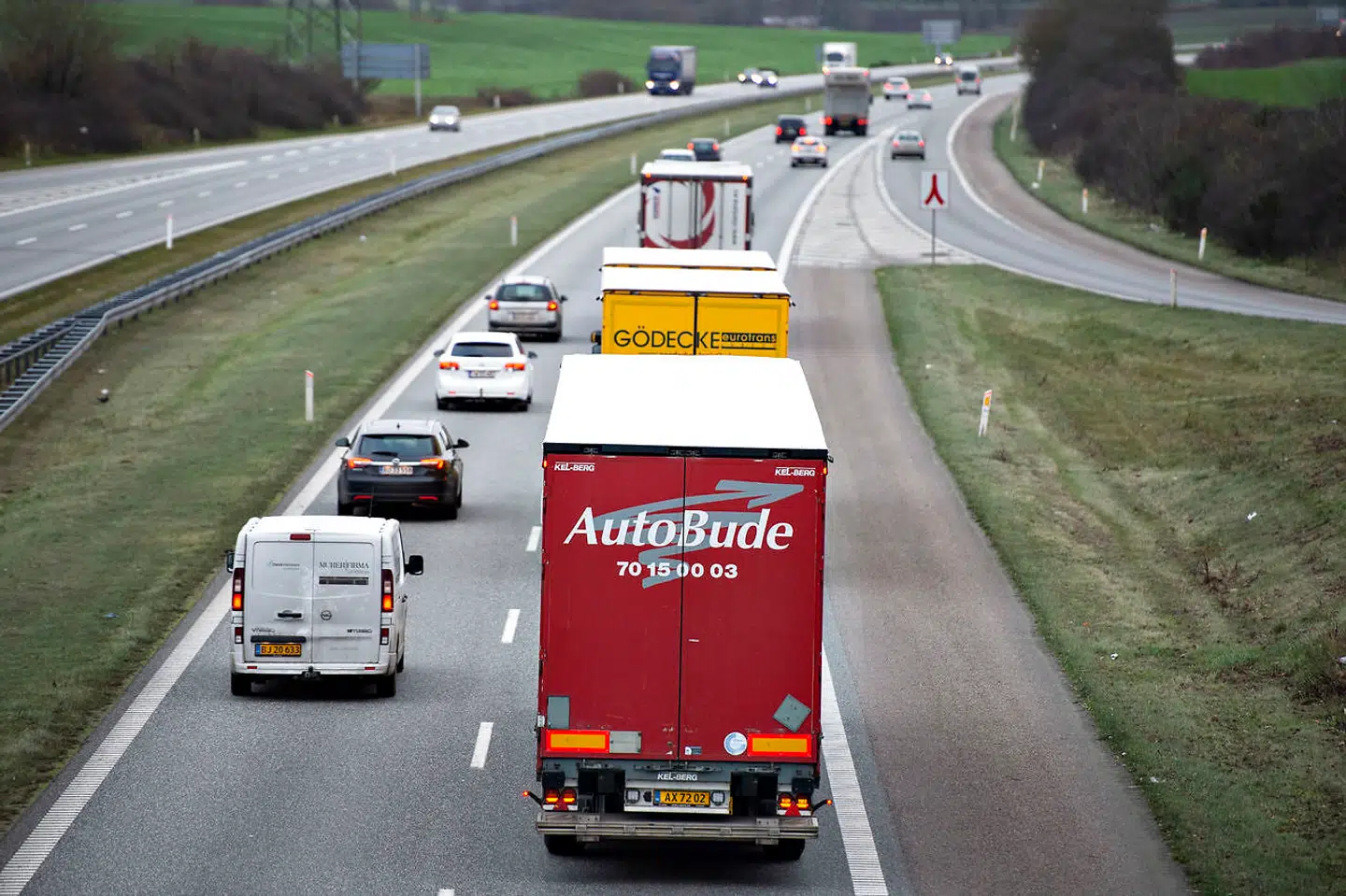 Dansk økonomi er i god form. Samlet voksede dansk økonomi med 0,7 pct. i fjerde kvartal 2018. Væksten blev i høj grad trukket af en fremgang i eksporten.