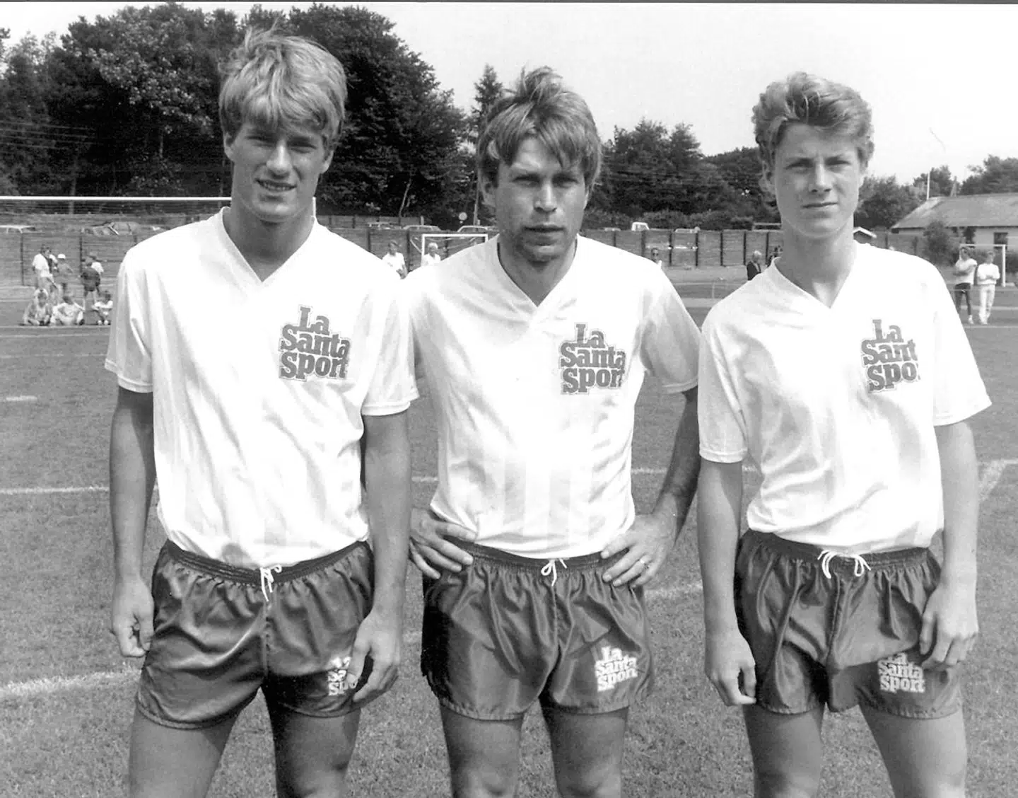 DANMARKS MEST KENDTE FODBOLD-FAMILIE, FRA VENSTRE MICHAEL, FINN OG BRIAN LAUDRUP.
