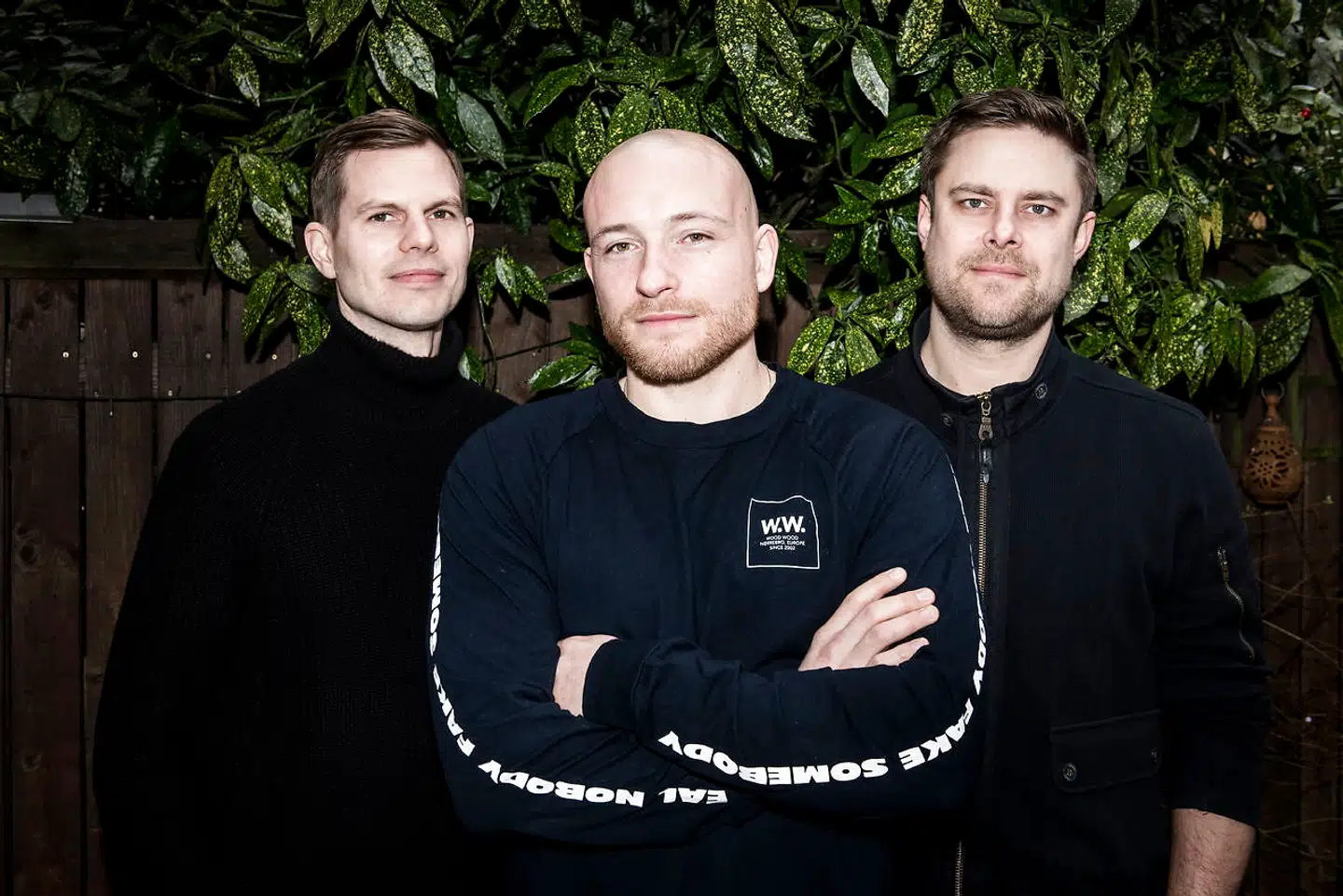 Cofoco-koncernen investerer i iværksættervirksomheden bag den nye kaffeenergidrik, Ayoola Organic Cold Brew Energy. Fra venstre Casper Seedorff, Mathias Wehlitz og Nicolas Förderer.