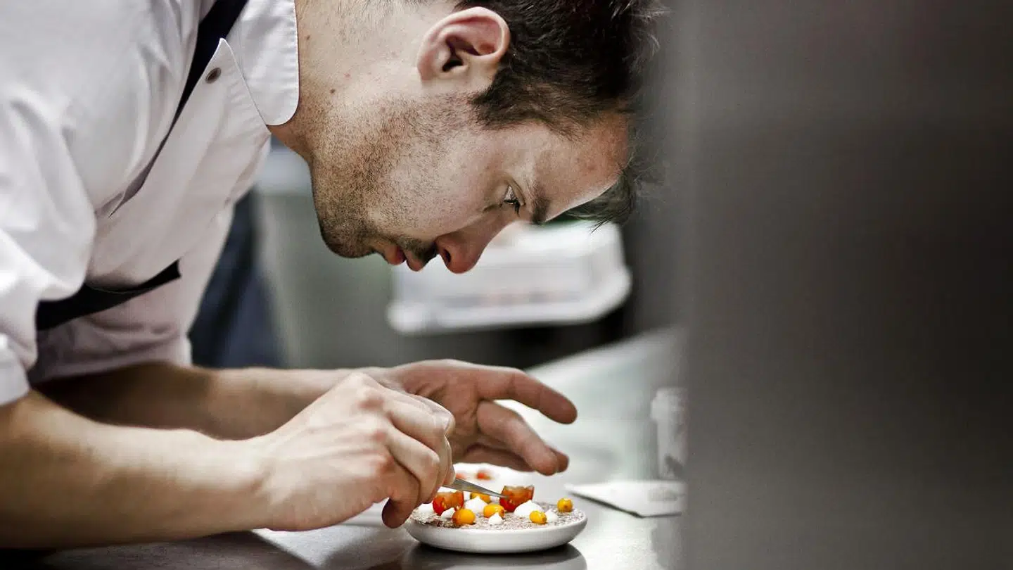 Hotel d'Angleterres restaurant Marchal anmeldes. Her anrette restaurantens køkkenchef Ronny Emborg