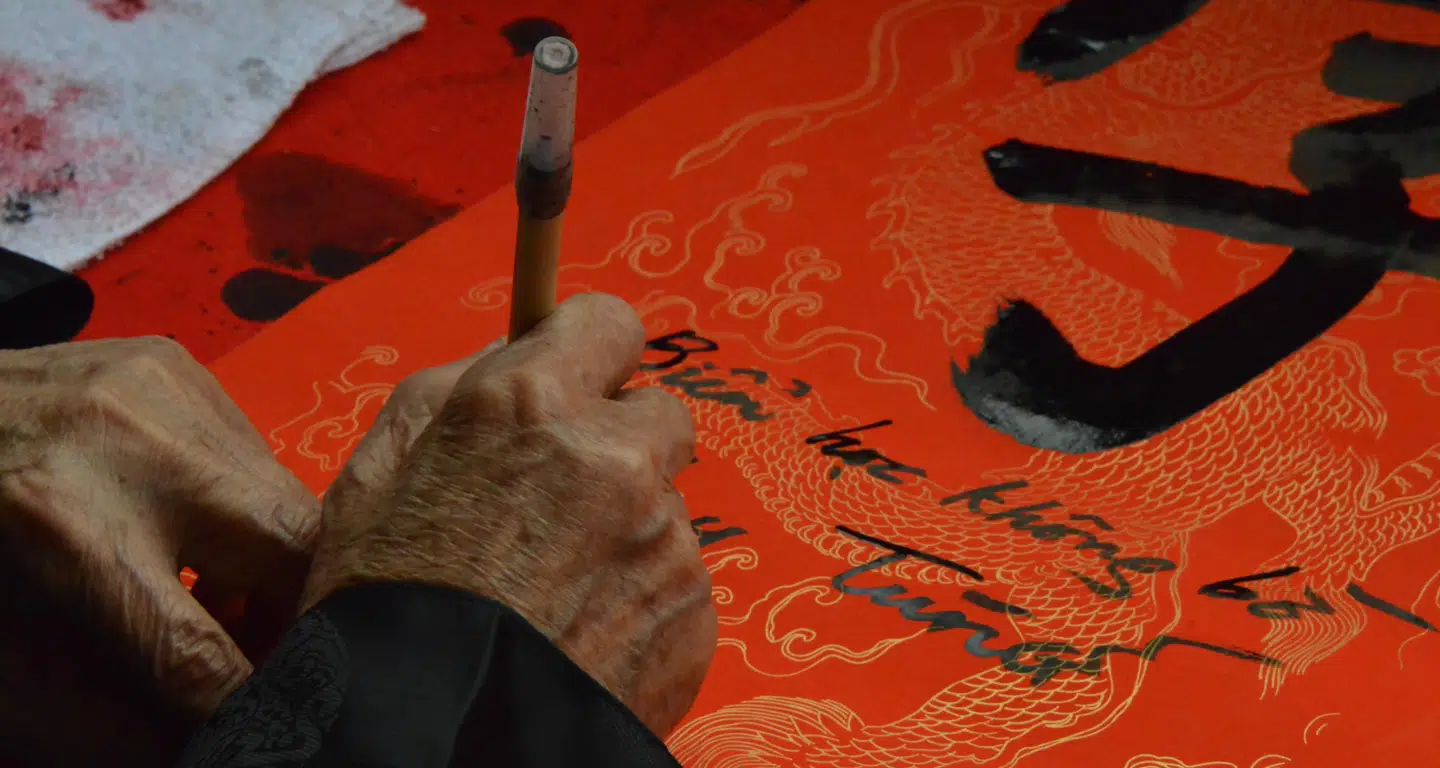 I Hanois gamle bydel kan man opleve folkelivet, som det har foldet sig ud i årtier. Foto: Thomas Bo Pedersen.