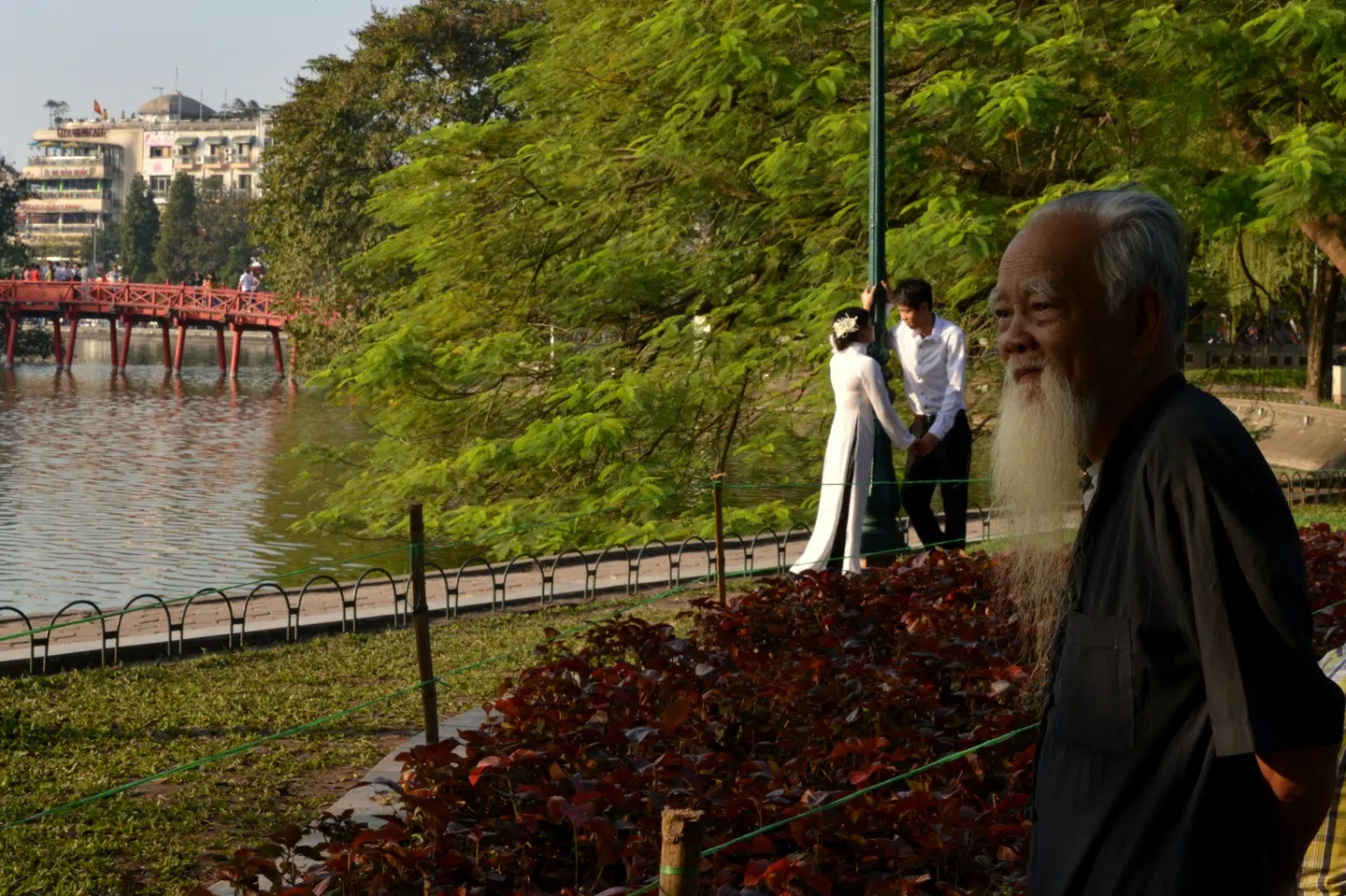 I Hanois gamle bydel kan man opleve folkelivet, som det har foldet sig ud i årtier. Foto: Thomas Bo Pedersen.