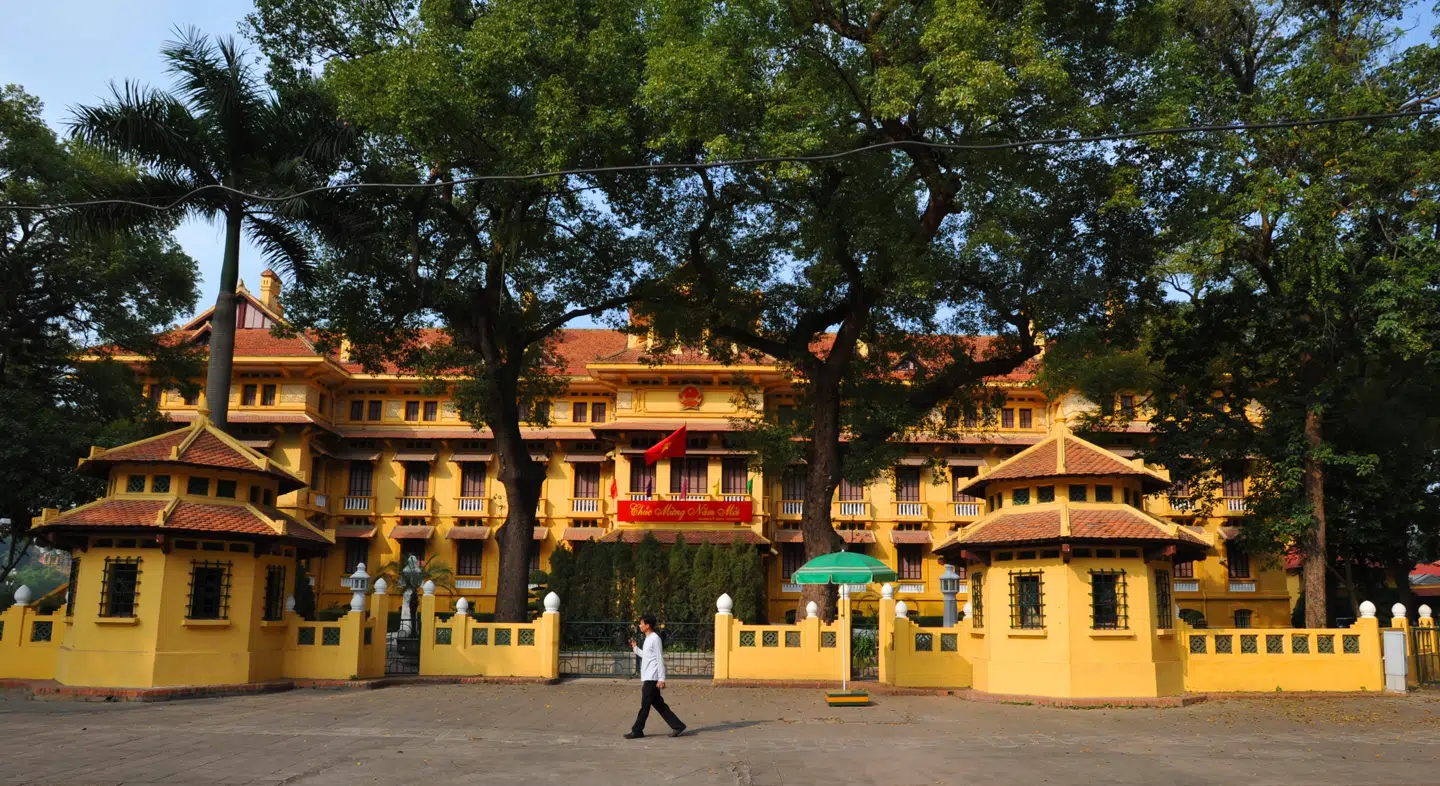 I Hanois gamle bydel kan man opleve folkelivet, som det har foldet sig ud i årtier. Foto: Thomas Bo Pedersen.