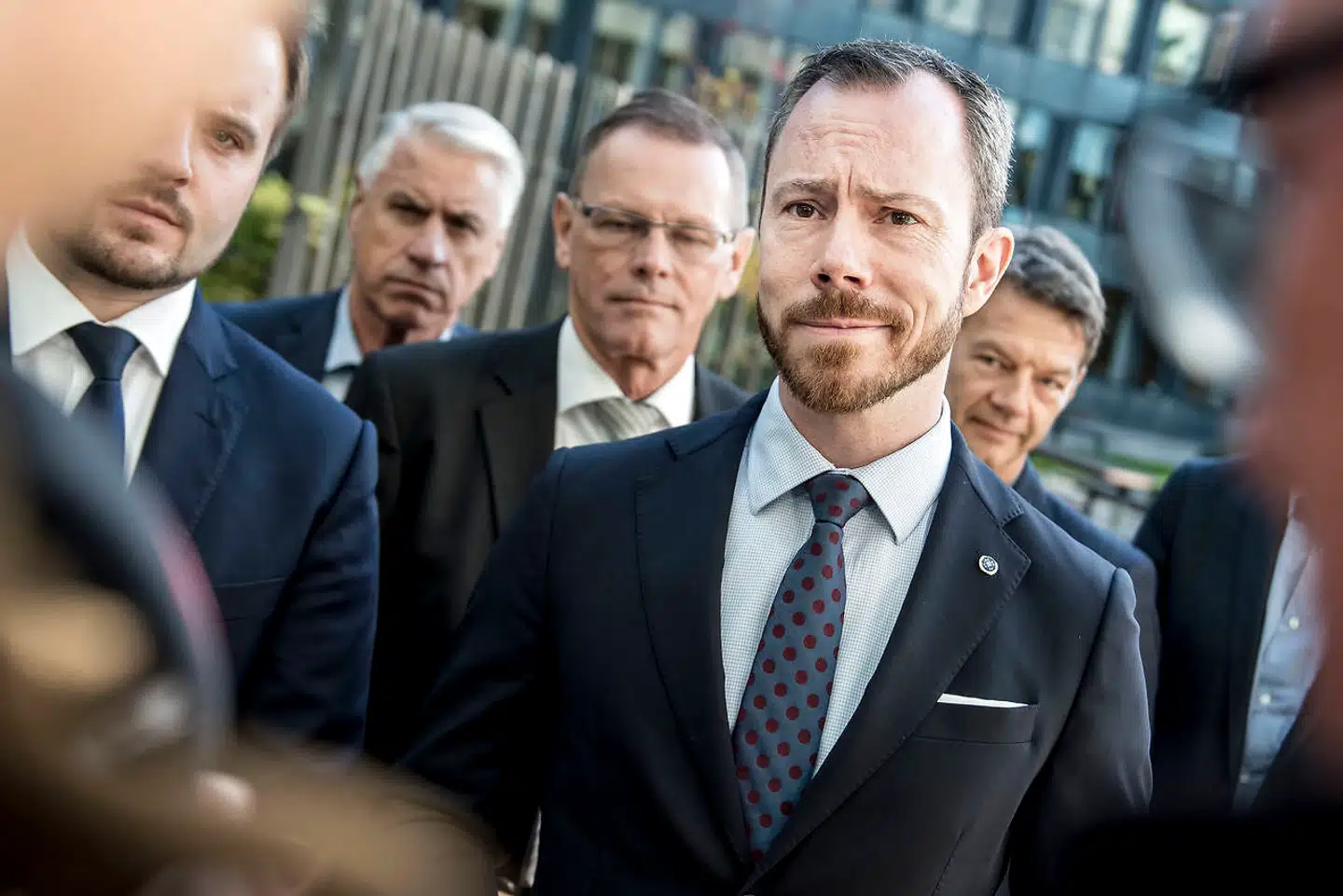 Miljø- og fødevareminister Jakob Ellemann-Jensen (V) afviser at gribe ind over for landbruget, selv om regeringen længe har advaret om, at kvælstofreduceringen ikke ville ske af frivillighedens vej.