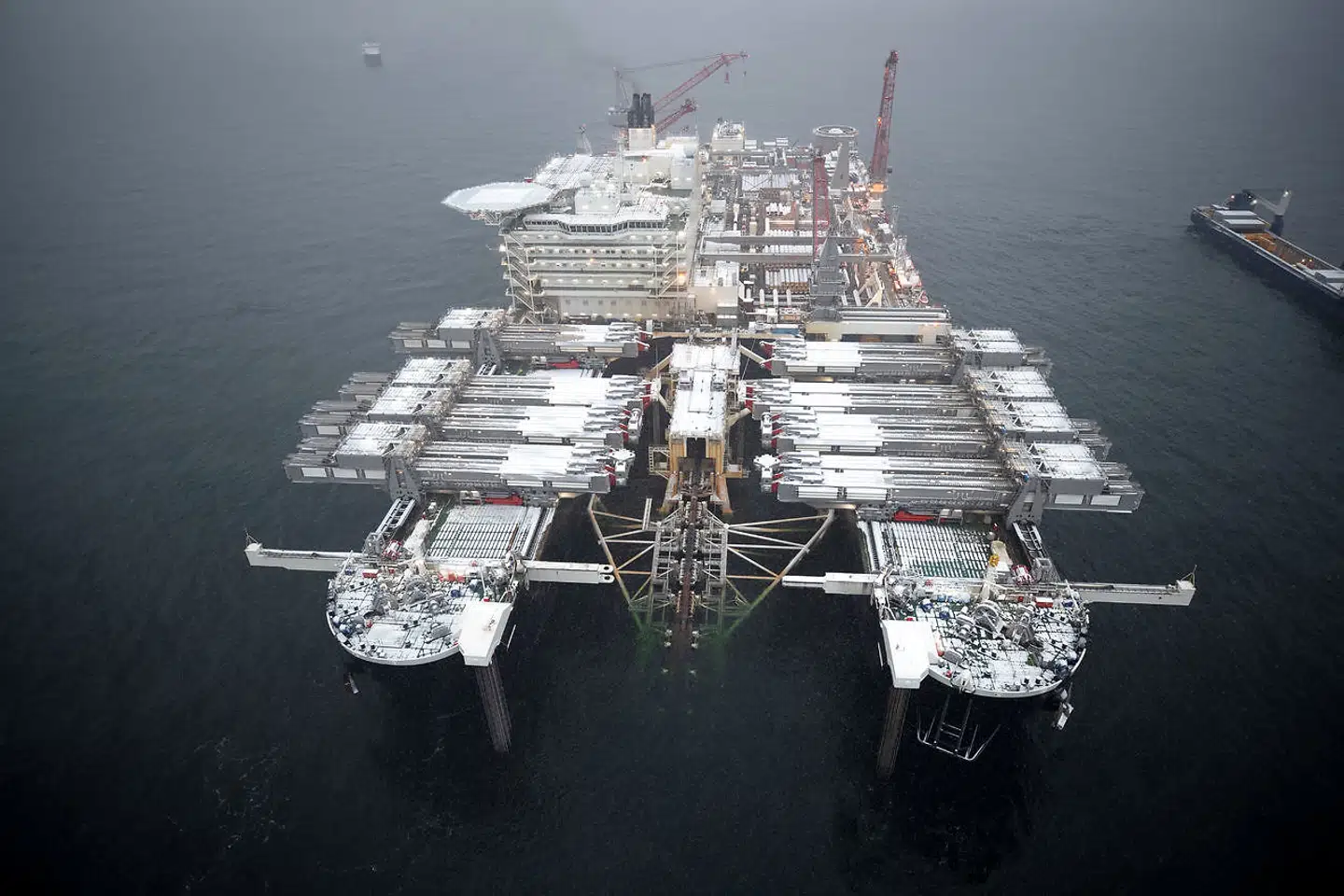 Nord Stream 2 er en 1230 kilometer lang gasrørledning, der skal bringe russisk naturgas gennem Østersøen og ind i Tyskland.