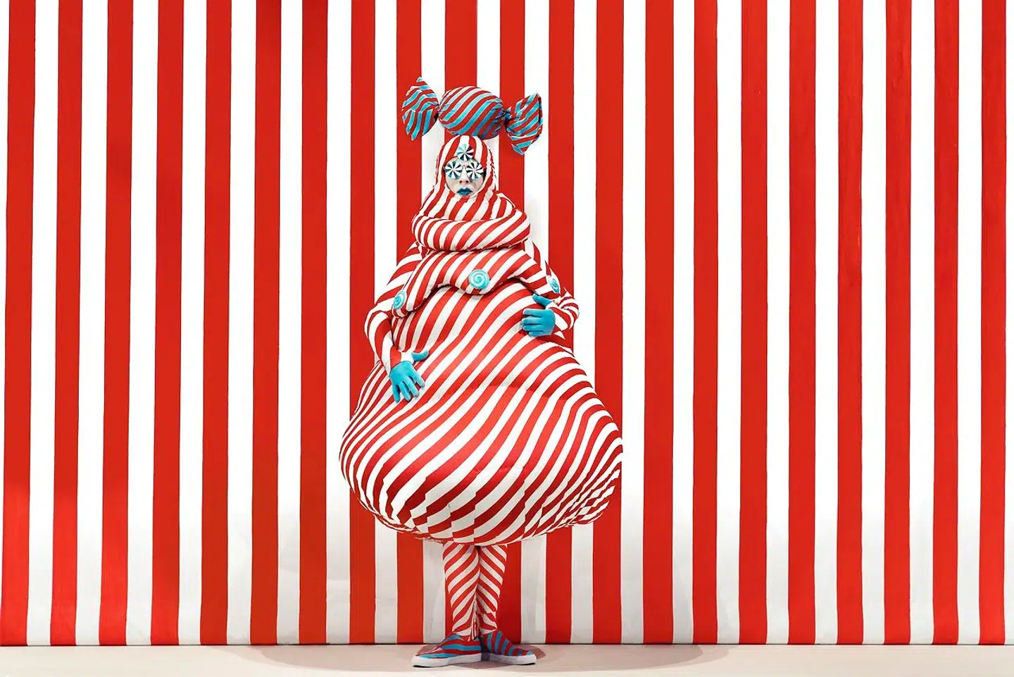 Det søde og lidt forsigtige bolche i »Halfdans Hokus Pokus« på Det Kongelige Teater.