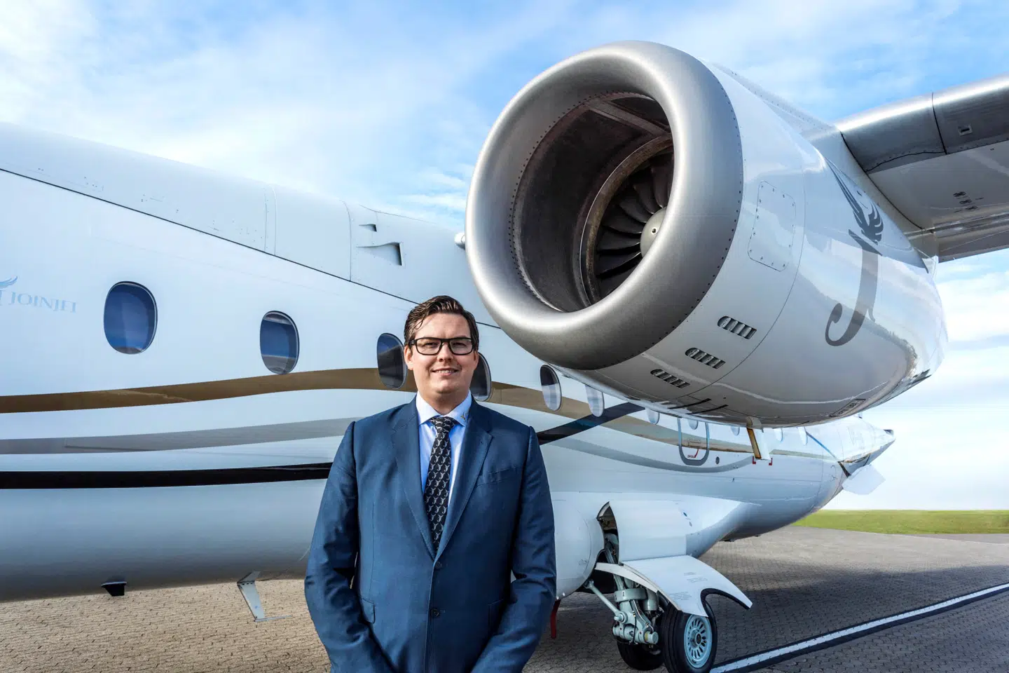 I en branche med gæld og nedfald i omsætning såvel som aktier står Sun-Air som et succesfuldt nicheselskab, der i 41 år har leveret overskud.