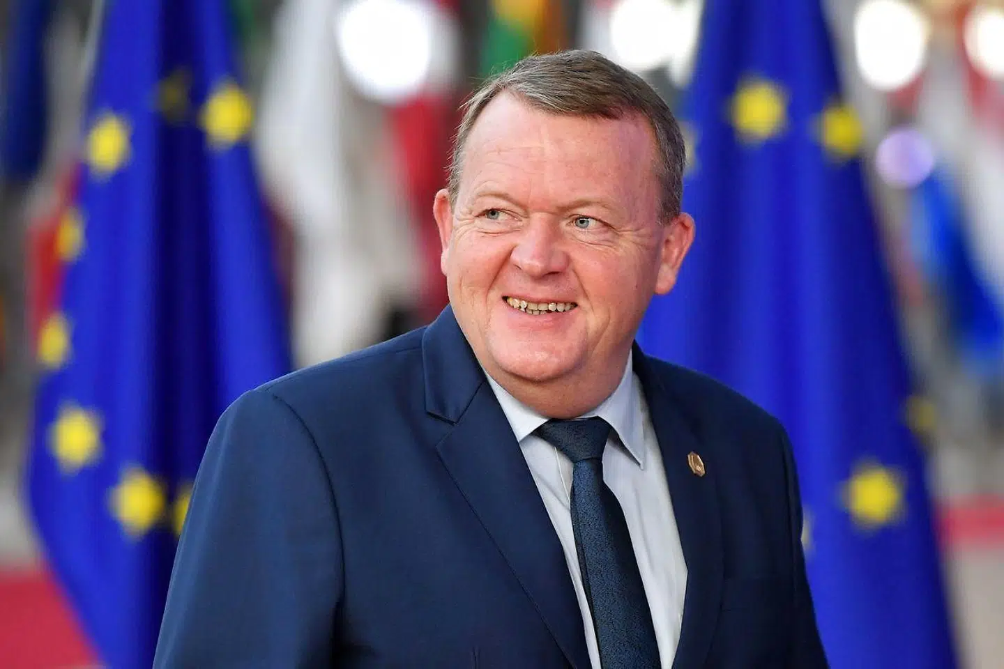 Både folketings- og Europa-Parlamentsvalget nærmer sig. Skal det afholdes samme dag, og hvor kommer fokus så til at ligge? Lars Løkke Rasmussen tog det europæiske samarbejde ind under vingerne, da han i nytårstalen fastslog, at vi som et lille land er dybt afhængige af internationalt samarbejde.