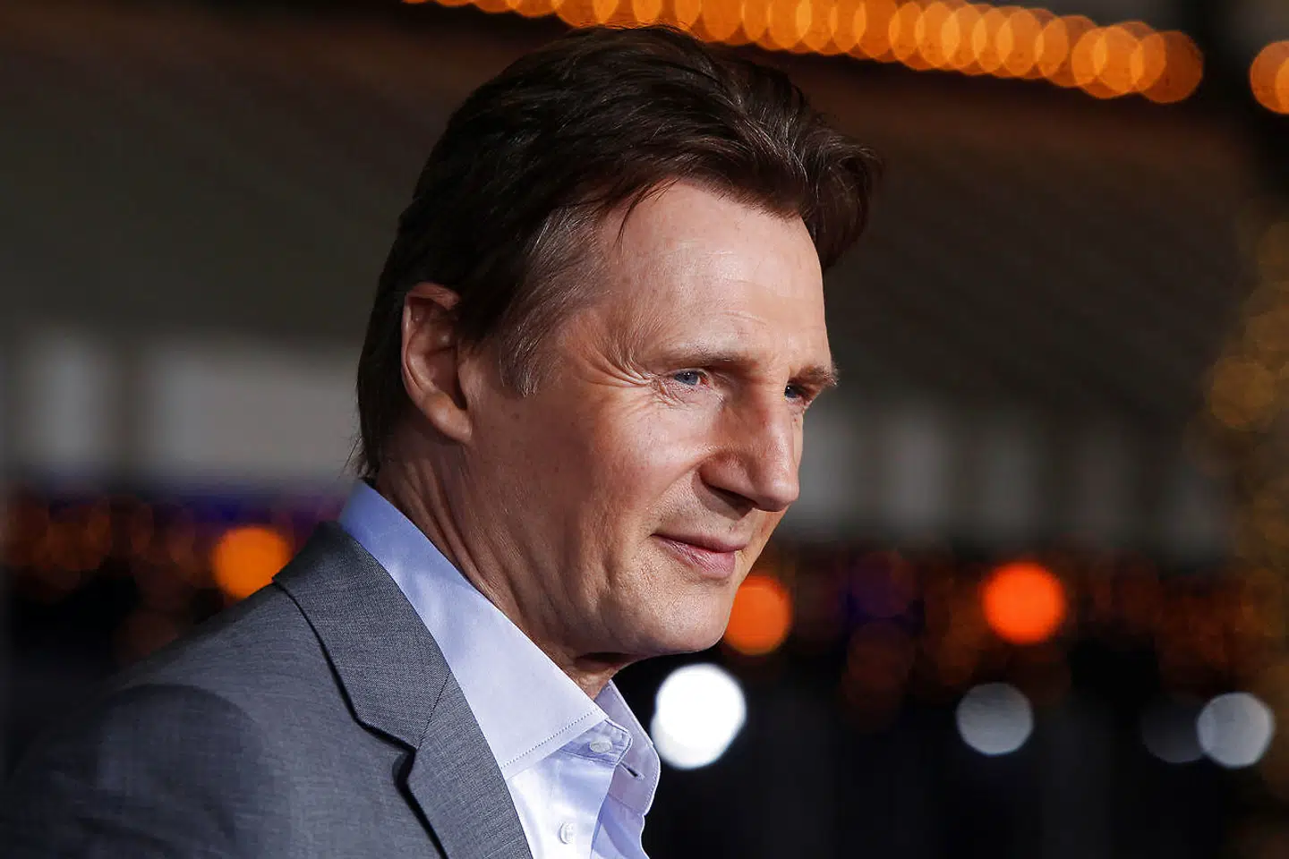 Filmstjernen, Liam Neeson, er blevet mødt med en storm af protester, efter at han har fortalt, at han for årtier siden var klar til at dræbe en tilfældig sort mand som hævn for, at hans veninde var blevet voldtaget.