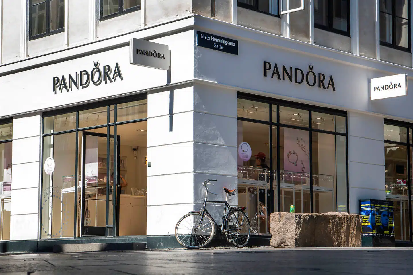 Salget i de eksisterende Pandora-butikker er i 2018 faldet.