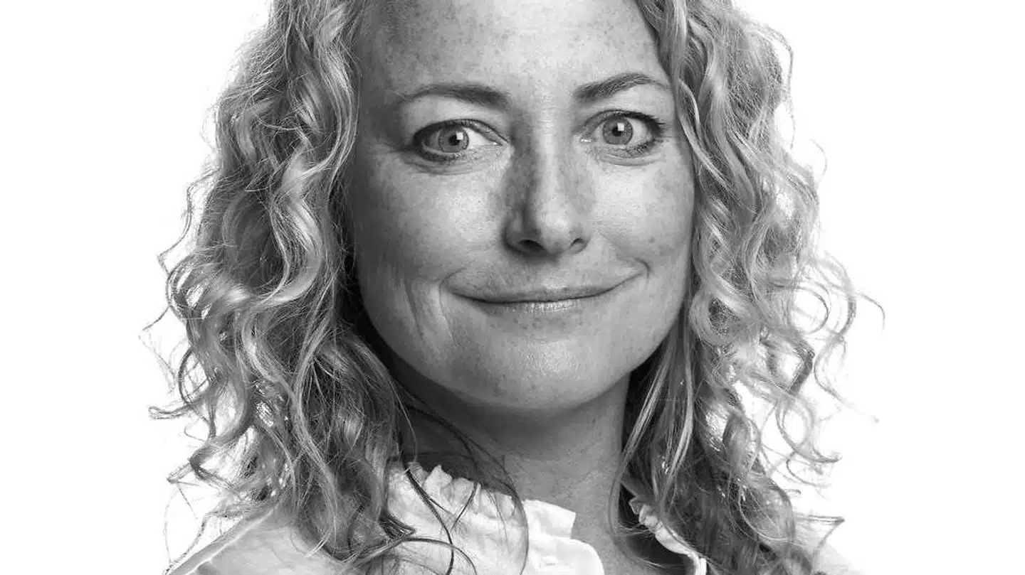 »Ingen skal gå blå alene, ville jeg altid sige. Indtil det ramte mig selv. Så blev jeg bange for, at hvis blåheden blev fortalt til for mange, så sad den ekstra godt fast.«