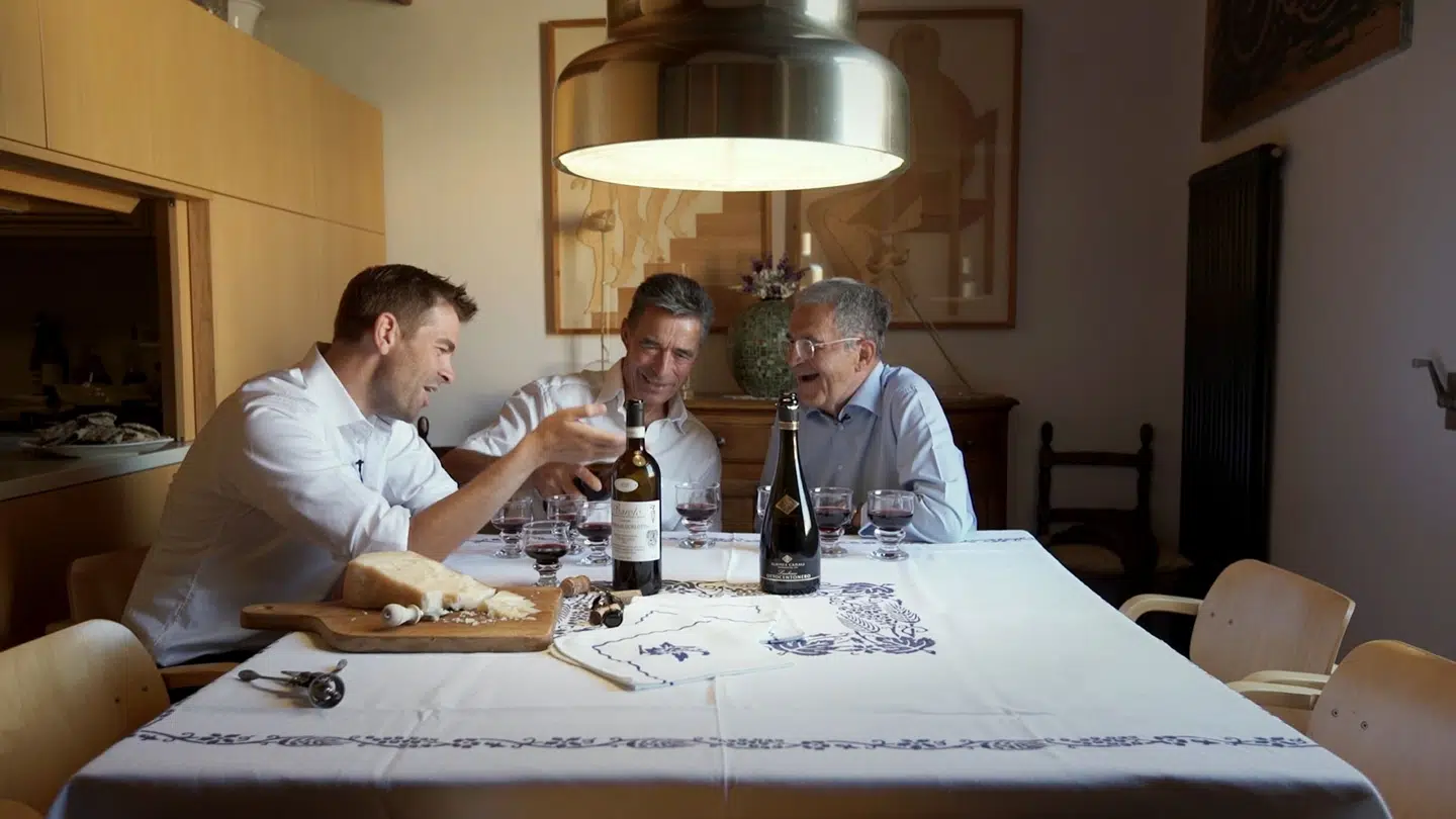 Morten Brink Iwersen og Anders Fogh besøger Romano Prodi i Bologna. Foto: Debbie Kuhr DR.