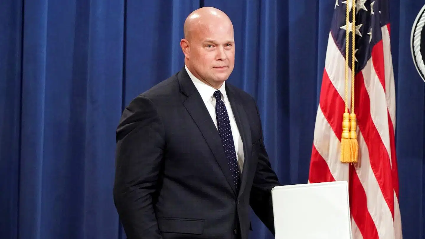 USA's fungerende justitsminister, Matthew G. Whitaker, forklarede mandag på et pressemøde, at han var blevet briefet om Rusland-undersøgelsen, og at den »snart var tæt på at være ovre«.
