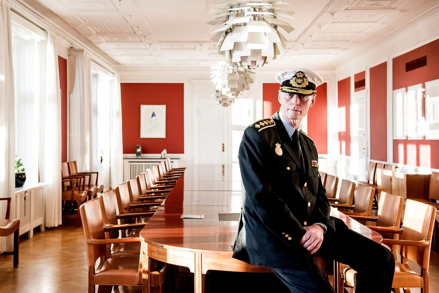 I 2009 blev Jens Henrik Højbjerg udnævnt som rigspolitichef. En af hans første opgaver blev at forandre dansk politi. Øvelsen var nødvendig, mener han – men der var store problemer undervejs.