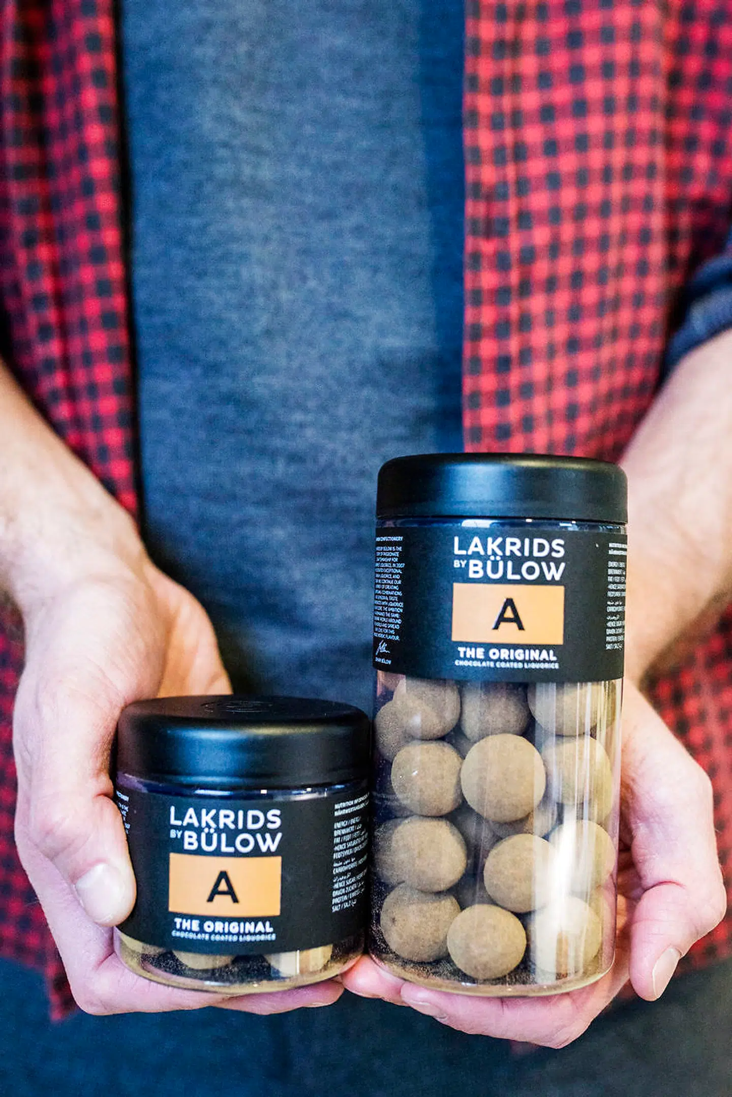 Navnet er nyt, logoet er nyt og plastikdåserne har fået et nyt design, så de ikke i lige så høj grad kan kopieres som tidligere.