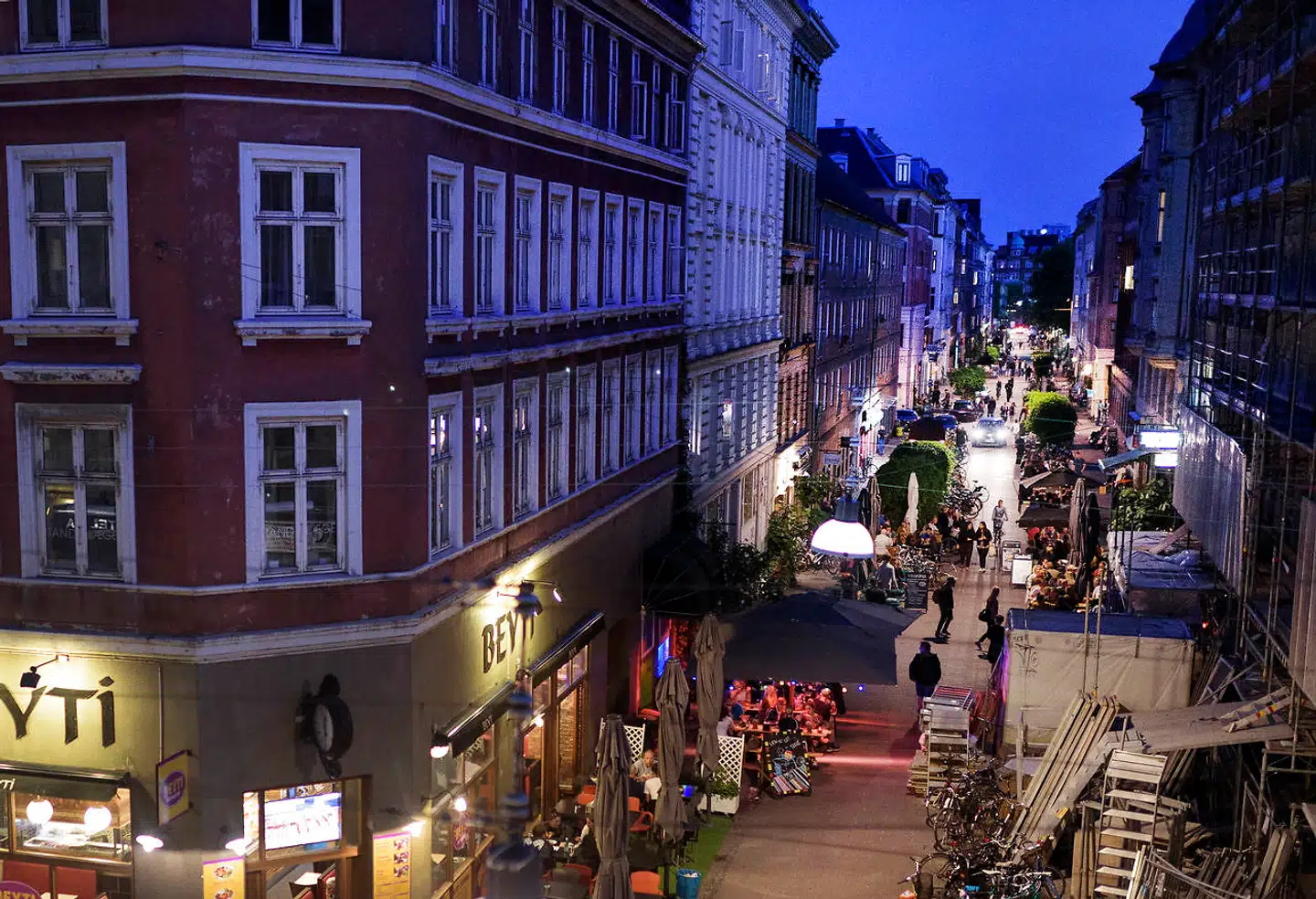 »Nørrebro er et stærkt symbol. Det er indvandrernes bydel, og derfor giver det også mening for os at være derude,« siger leder af den jødiske filmfestival, Anne Boukris. Arkivbillede af Blågårdsgade på Nørrebro. Foto: Andreas Beck.