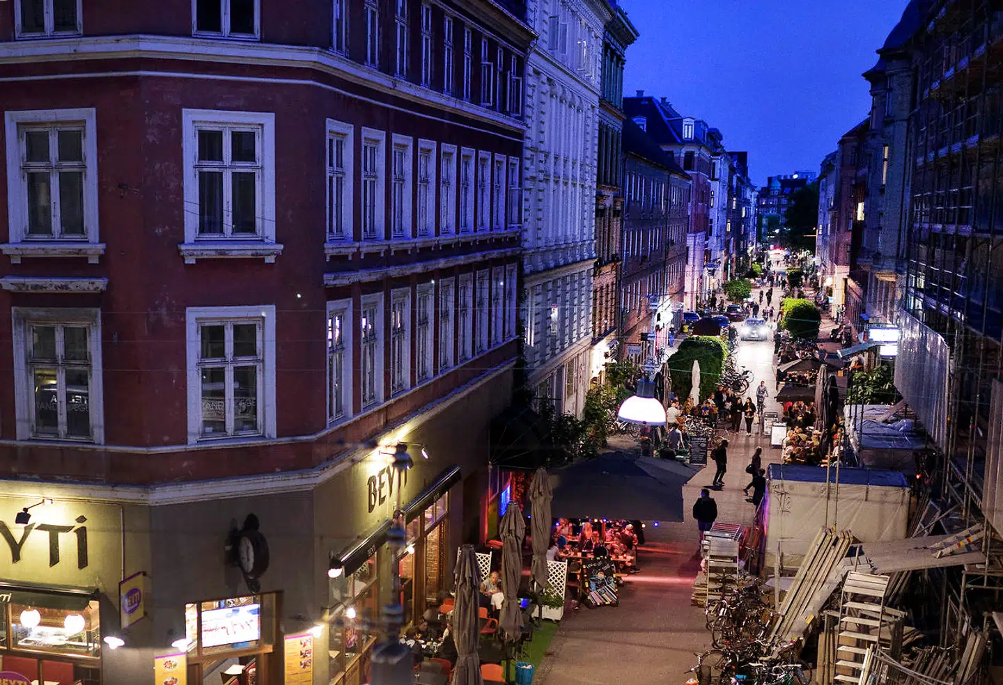 »Nørrebro er et stærkt symbol. Det er indvandrernes bydel, og derfor giver det også mening for os at være derude,« siger leder af den jødiske filmfestival, Anne Boukris. Arkivbillede af Blågårdsgade på Nørrebro. Foto: Andreas Beck.